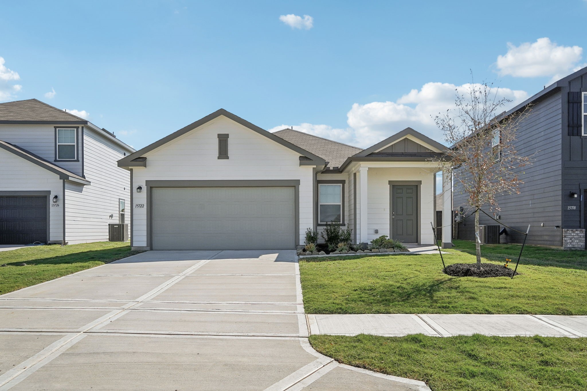 25280 Brookstone Way Property Photo 1