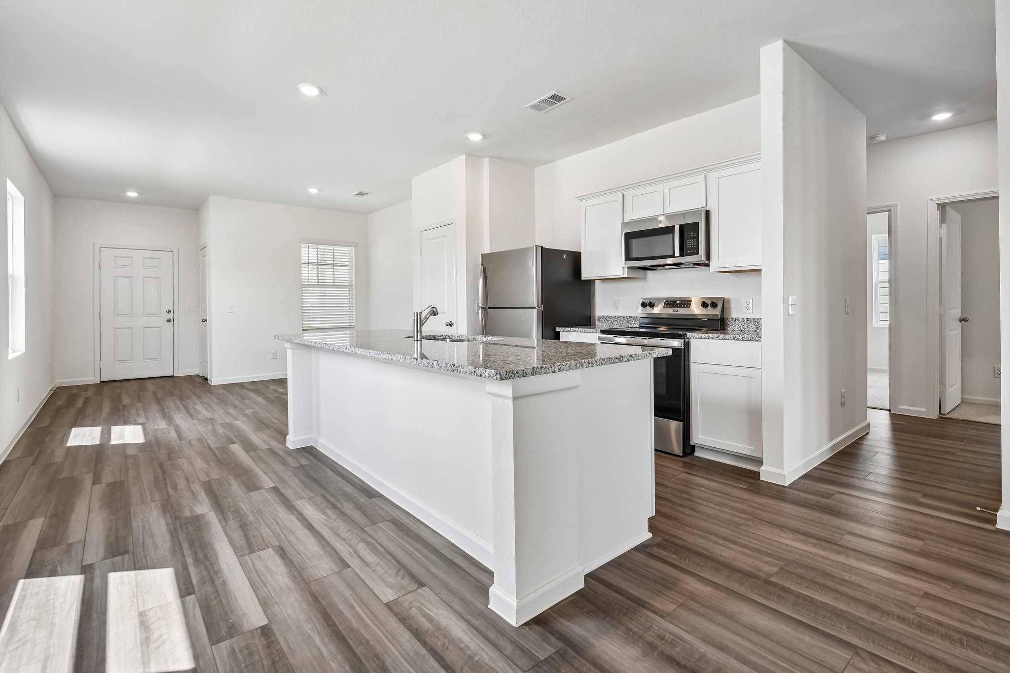 25280 Brookstone Way Property Photo 2