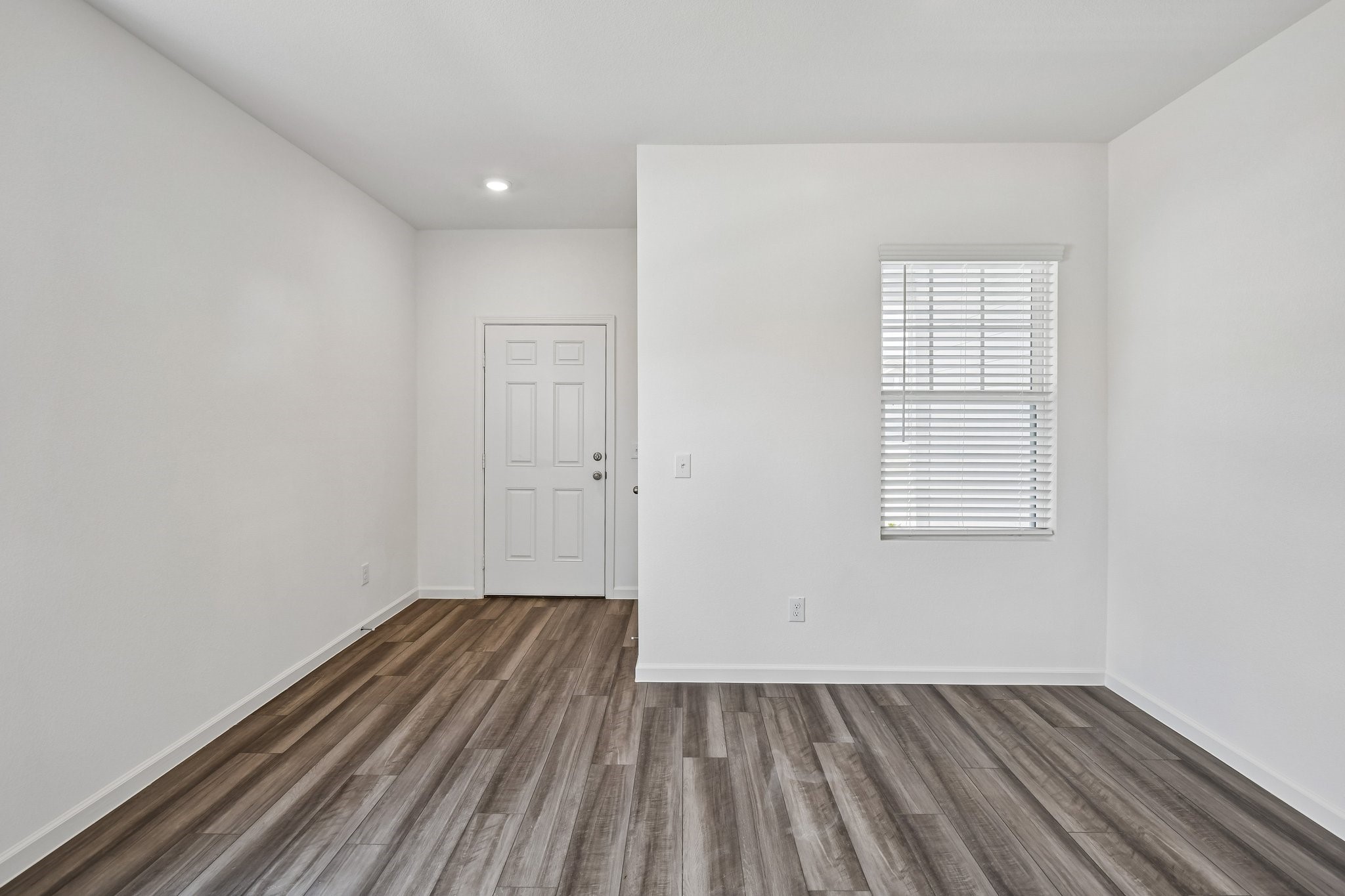 25280 Brookstone Way Property Photo 5