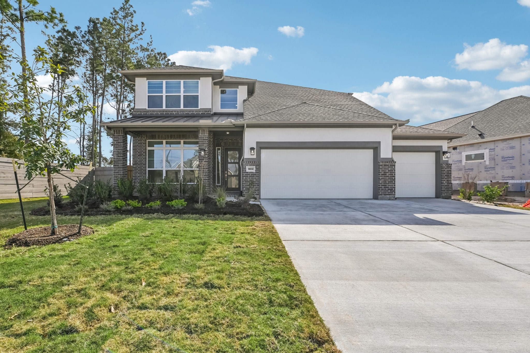 18032 Brennie Bird Lane Property Photo 1