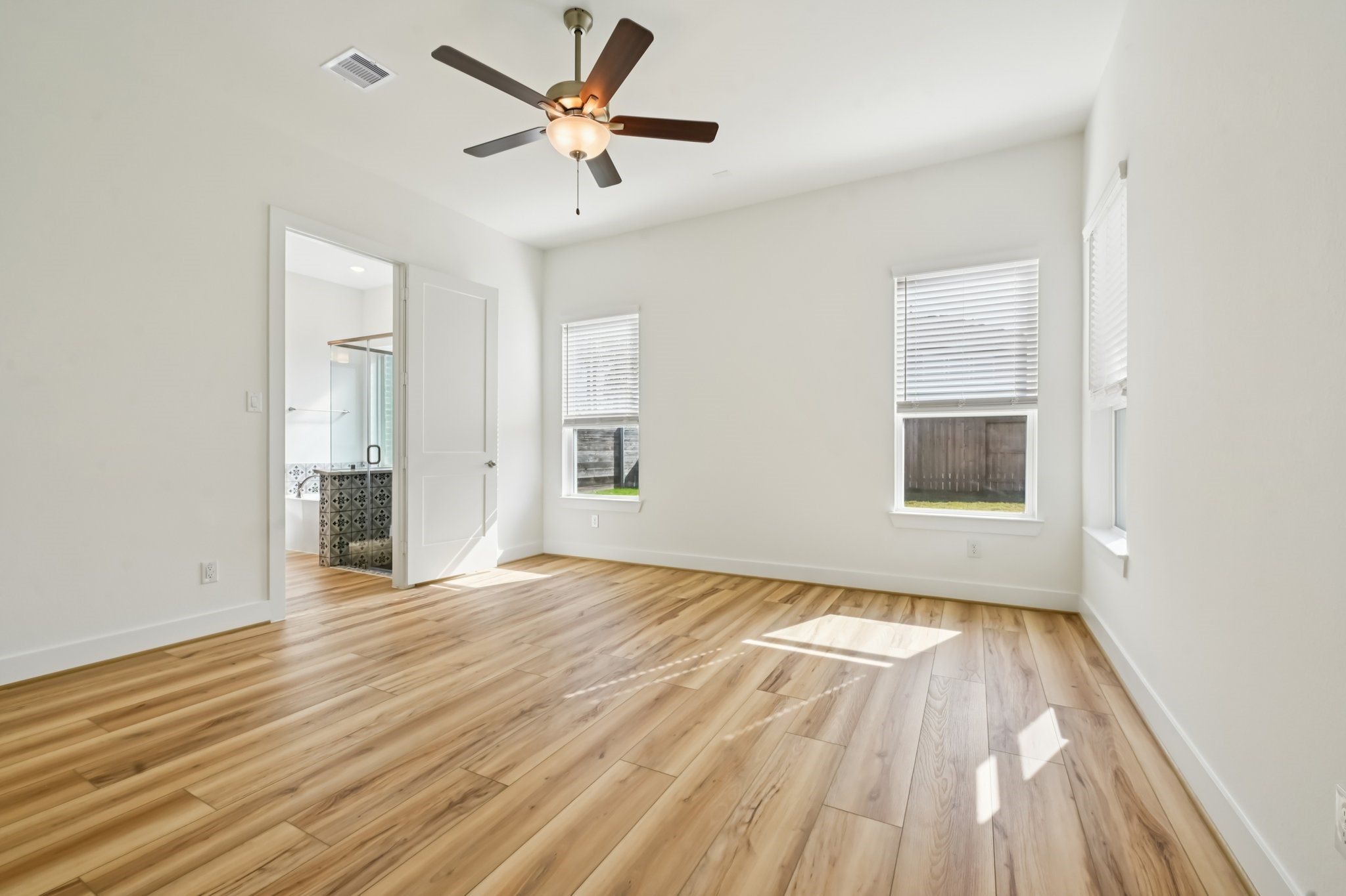 18032 Brennie Bird Lane Property Photo 10