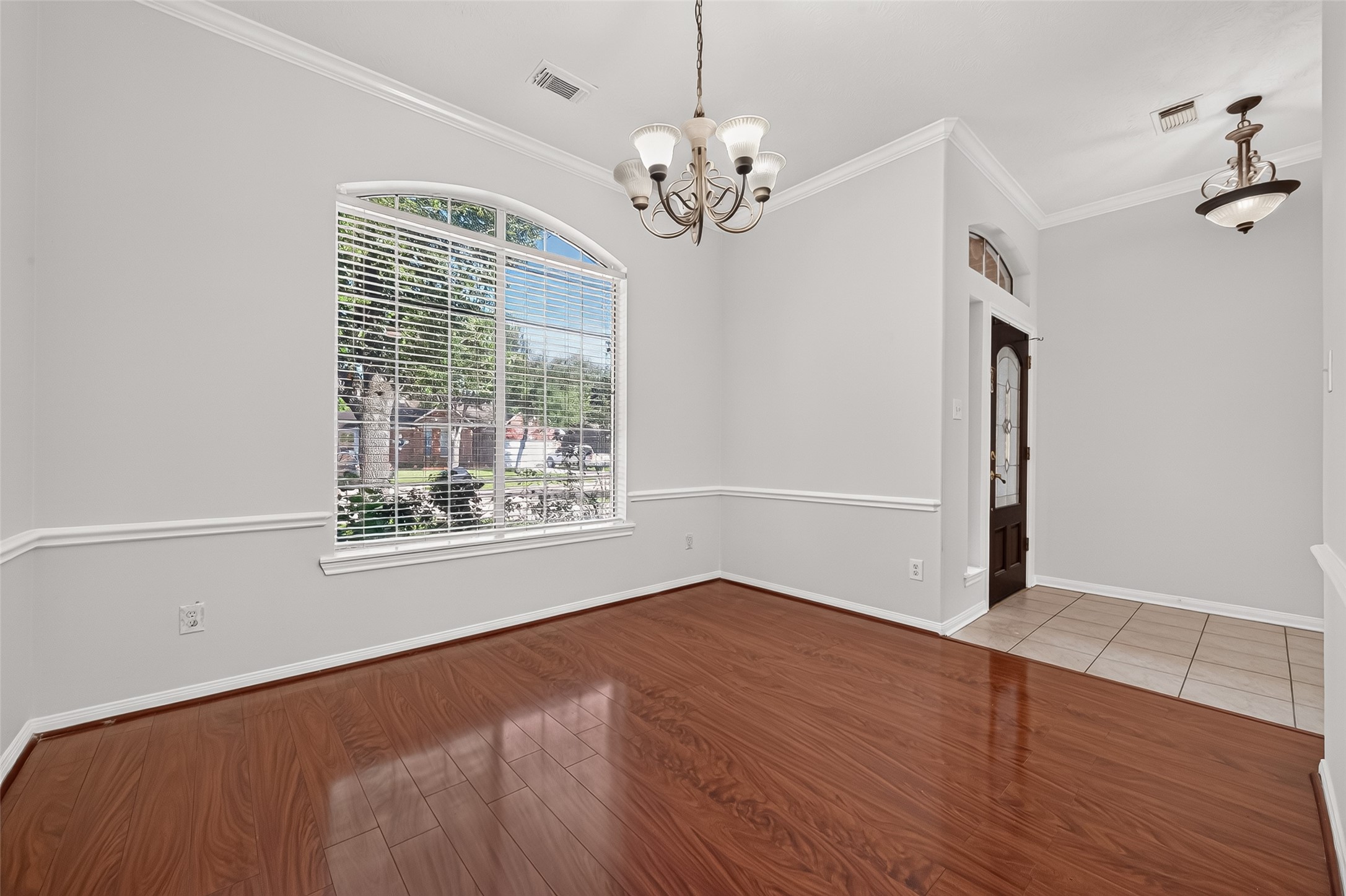 10802 Warner Hollow Court Property Photo 8