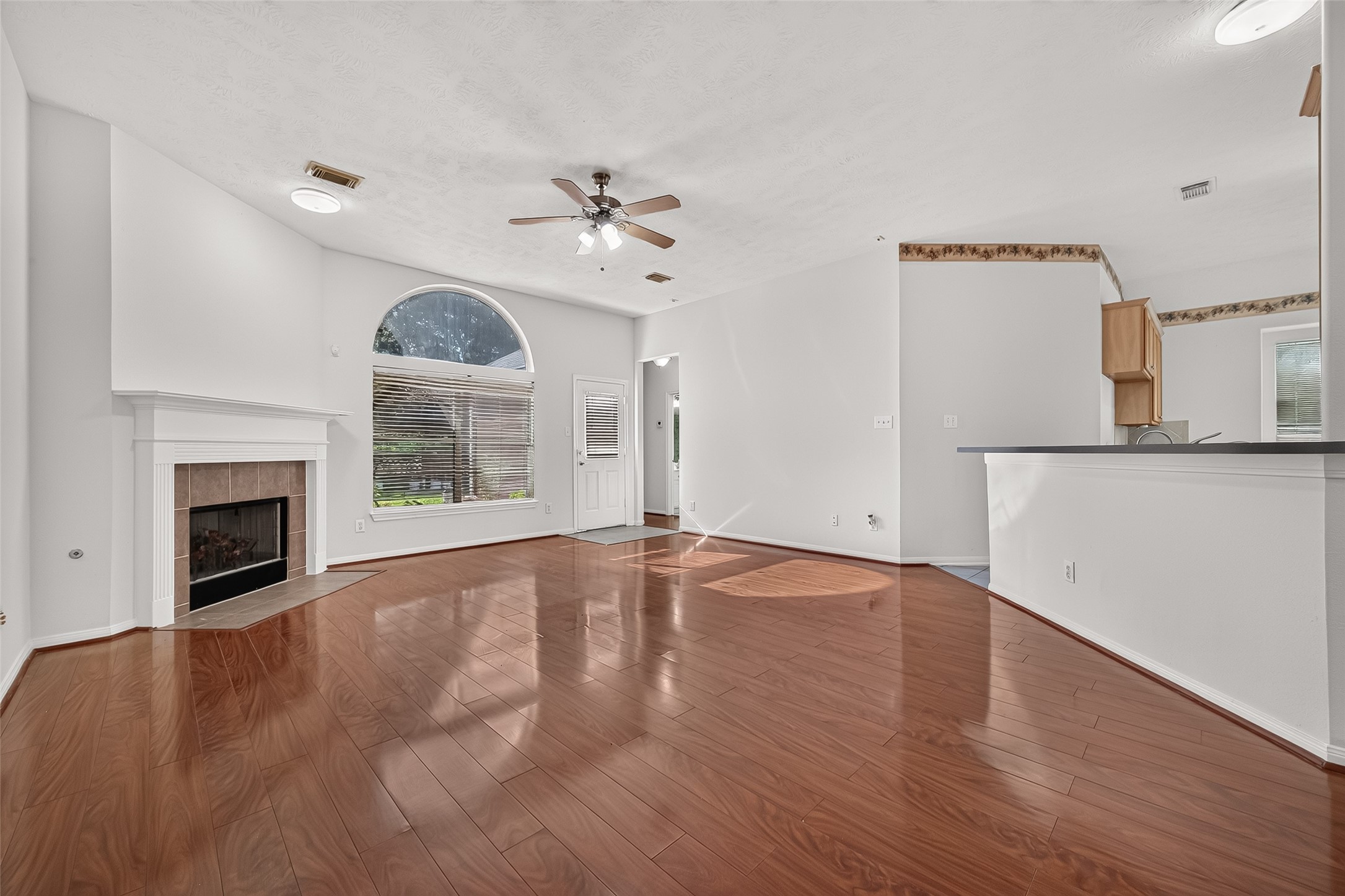 10802 Warner Hollow Court Property Photo 10