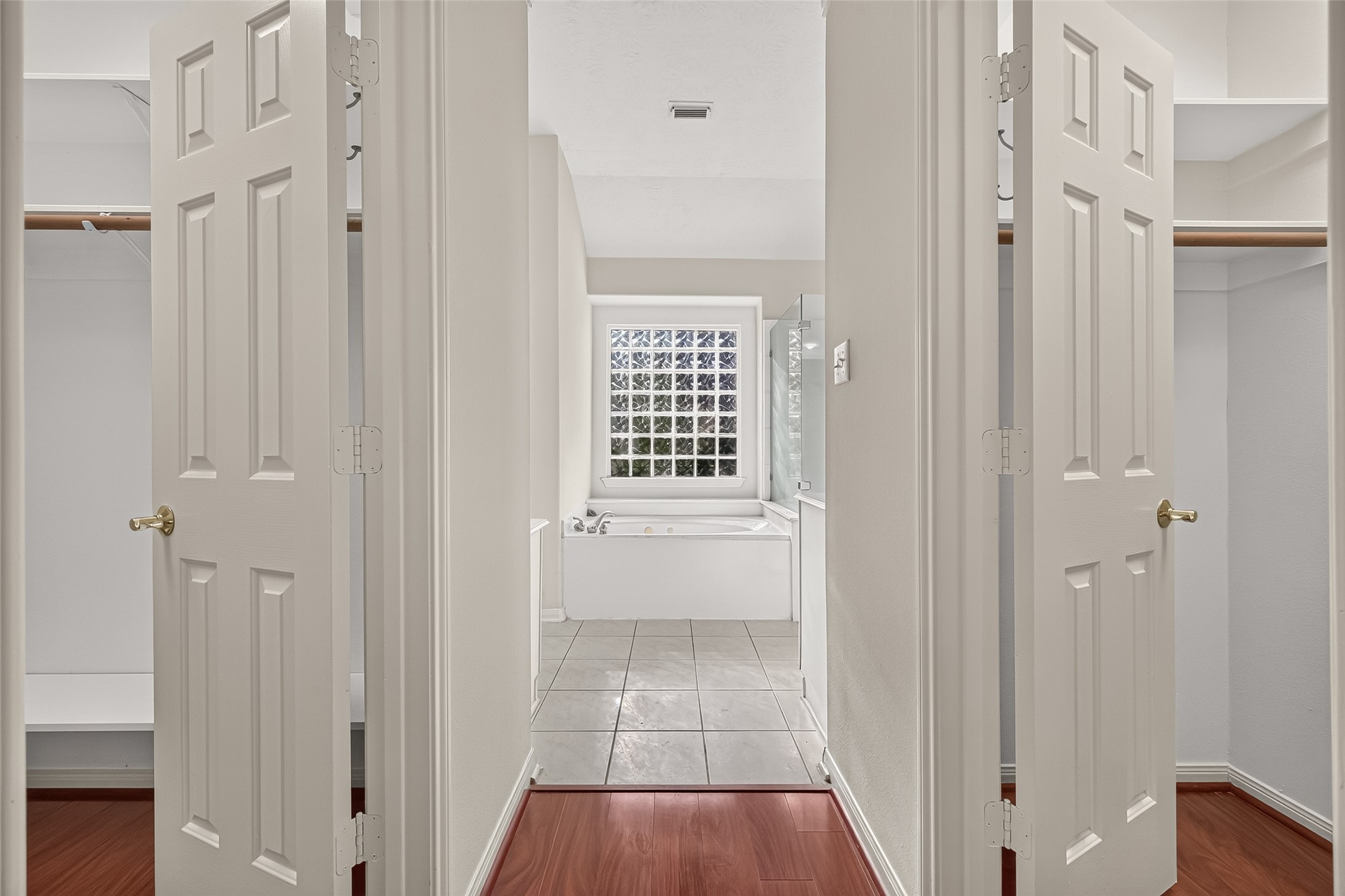 10802 Warner Hollow Court Property Photo 19