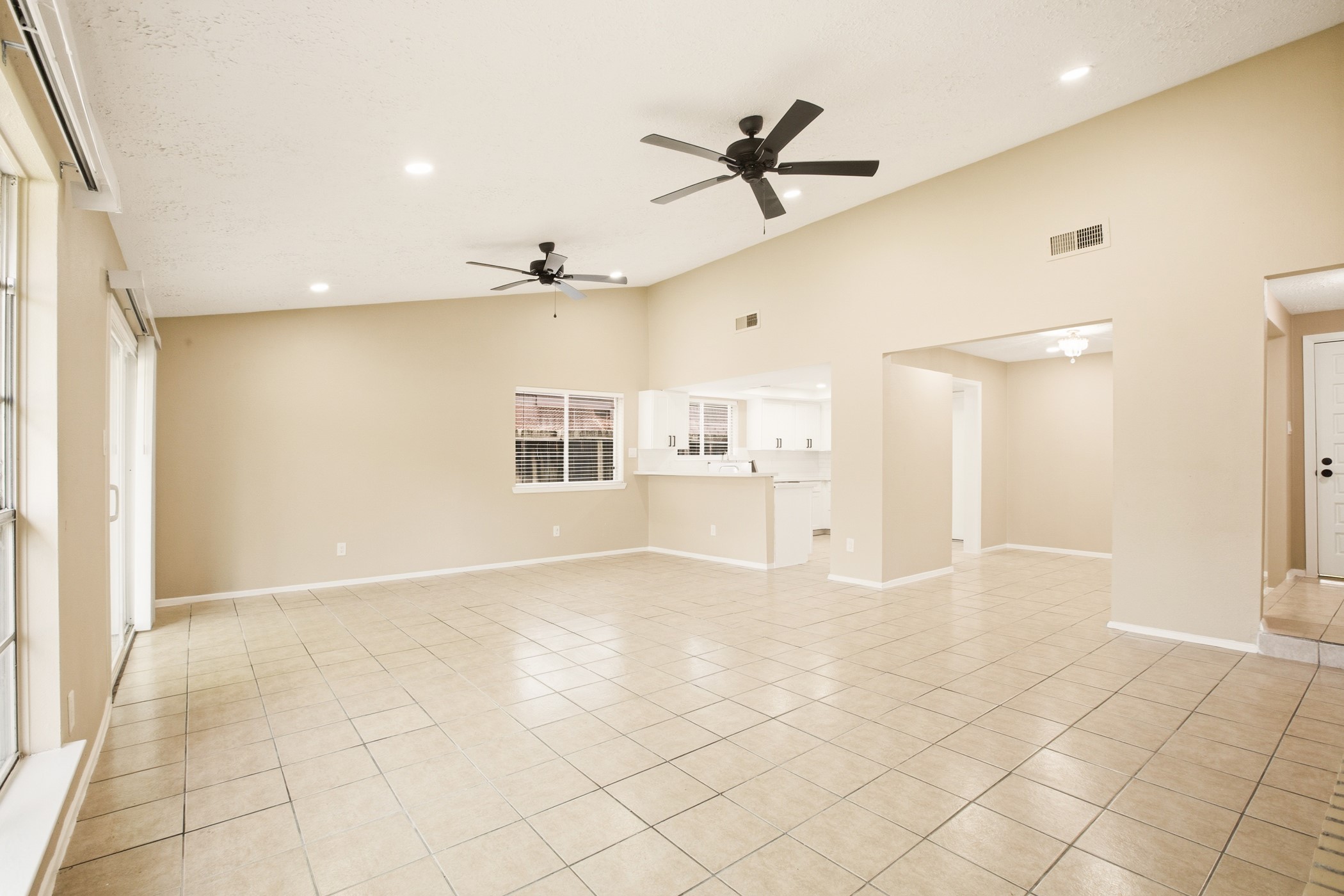 10506 Stockman Lane Property Photo 7