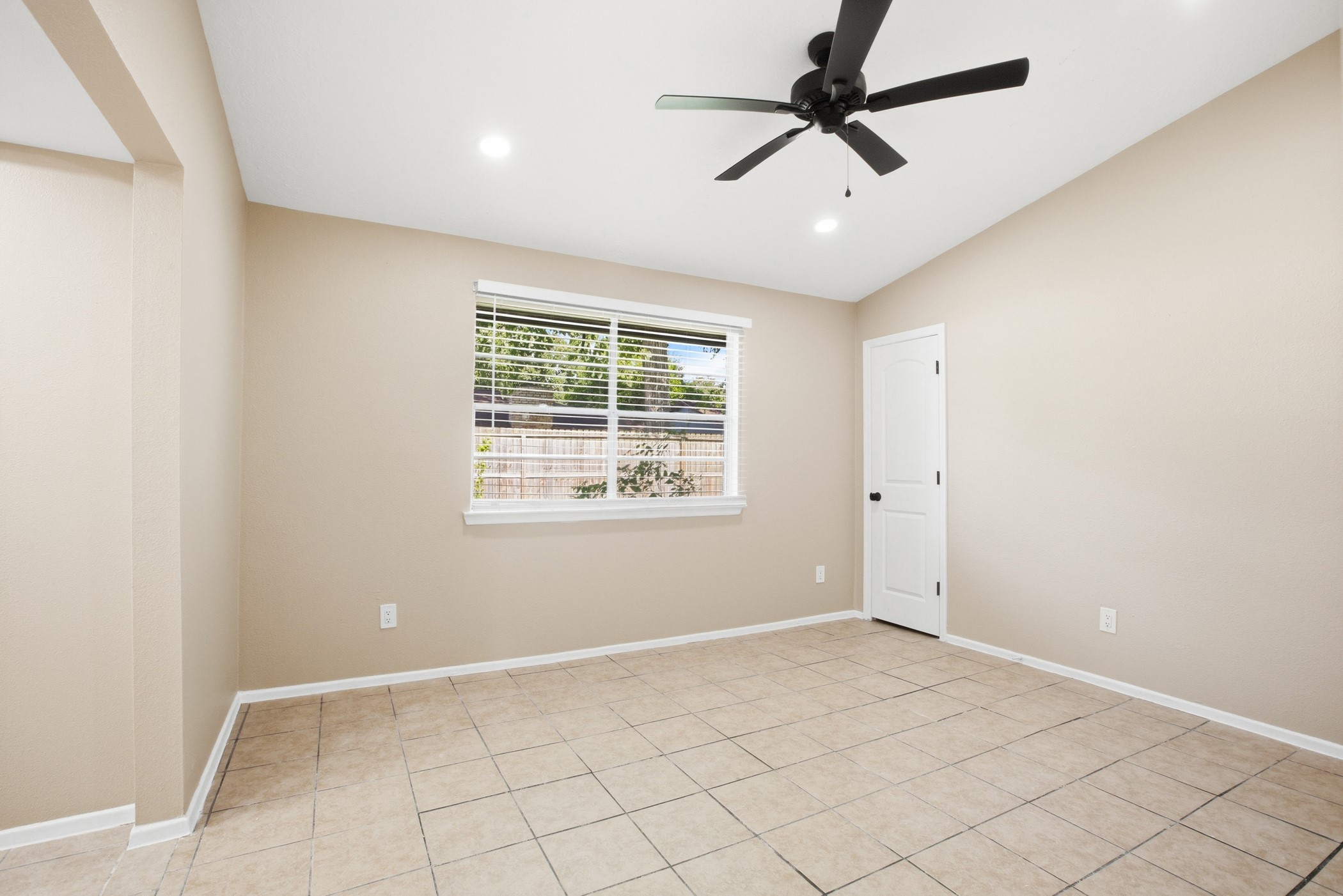 10506 Stockman Lane Property Photo 14