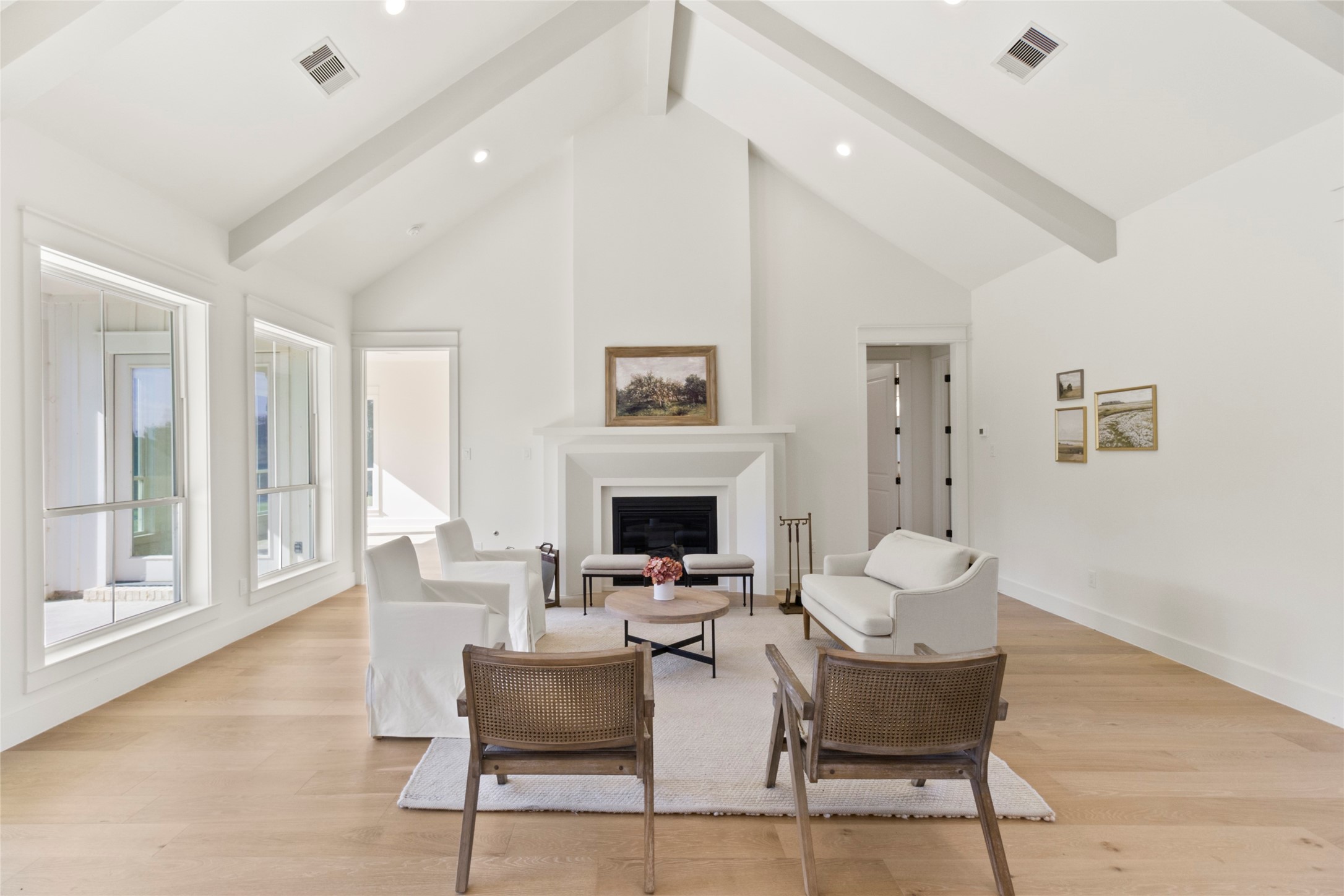 9221 Loop Road Property Photo 17