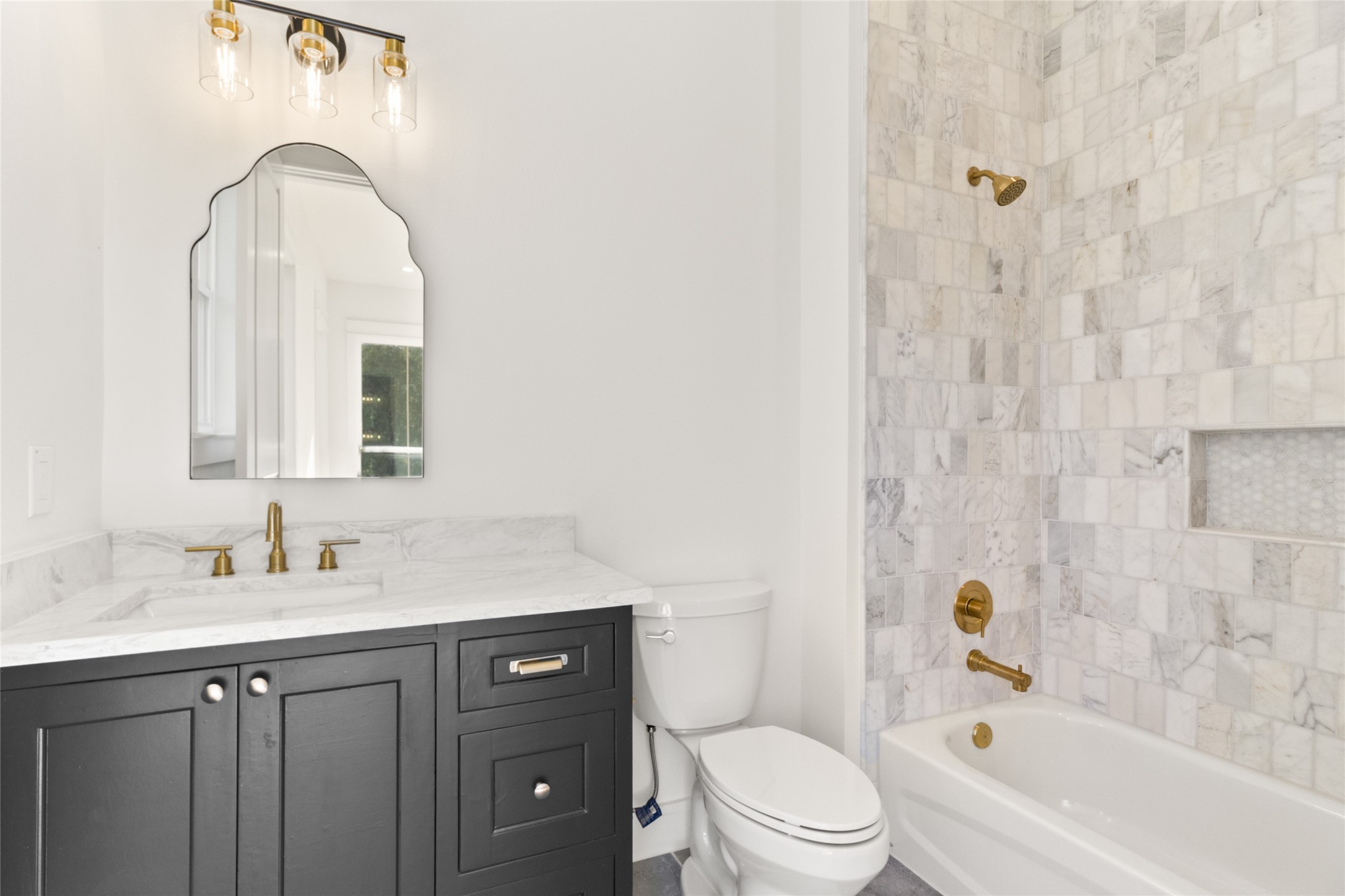 9221 Loop Road Property Photo 22