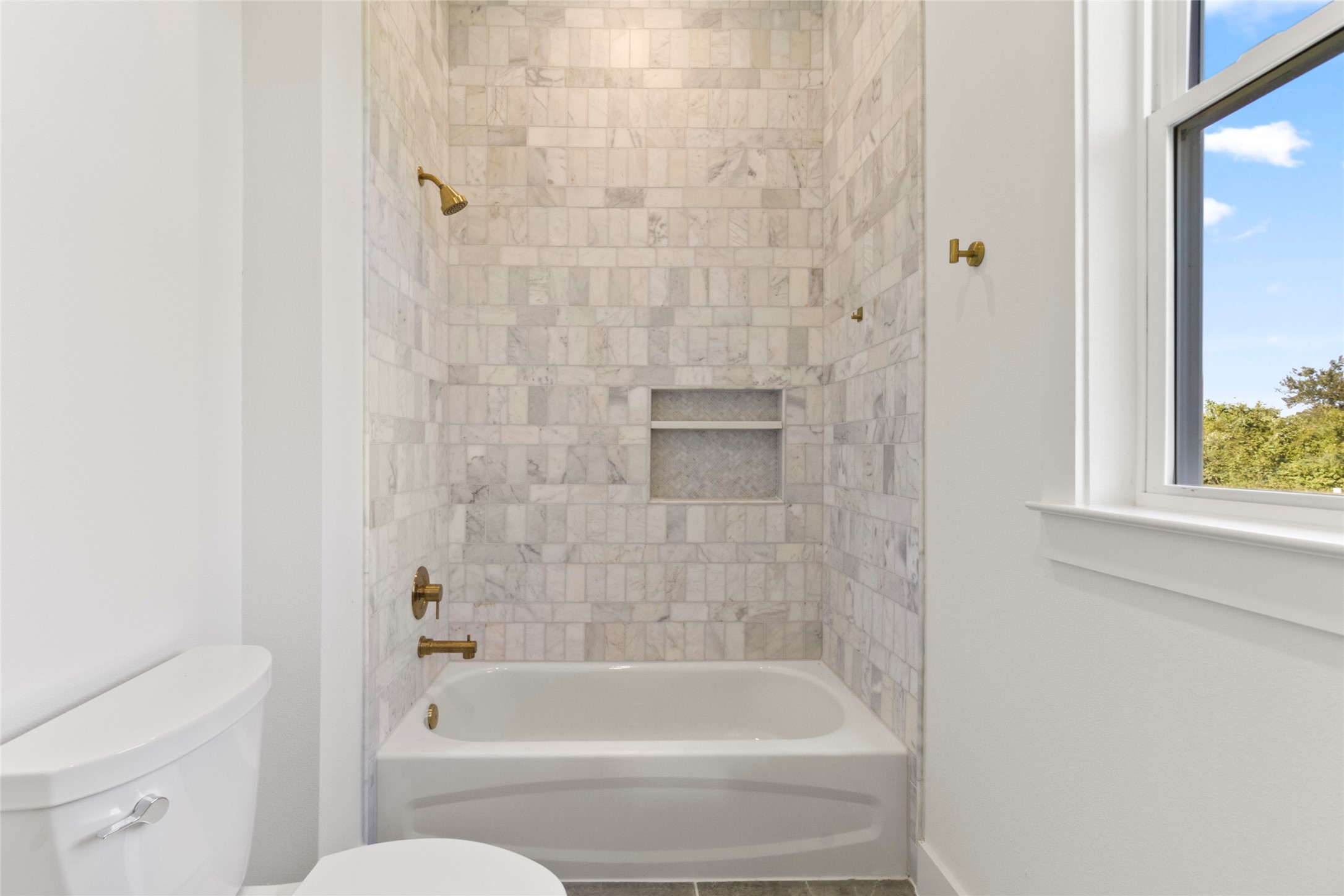 9221 Loop Road Property Photo 36