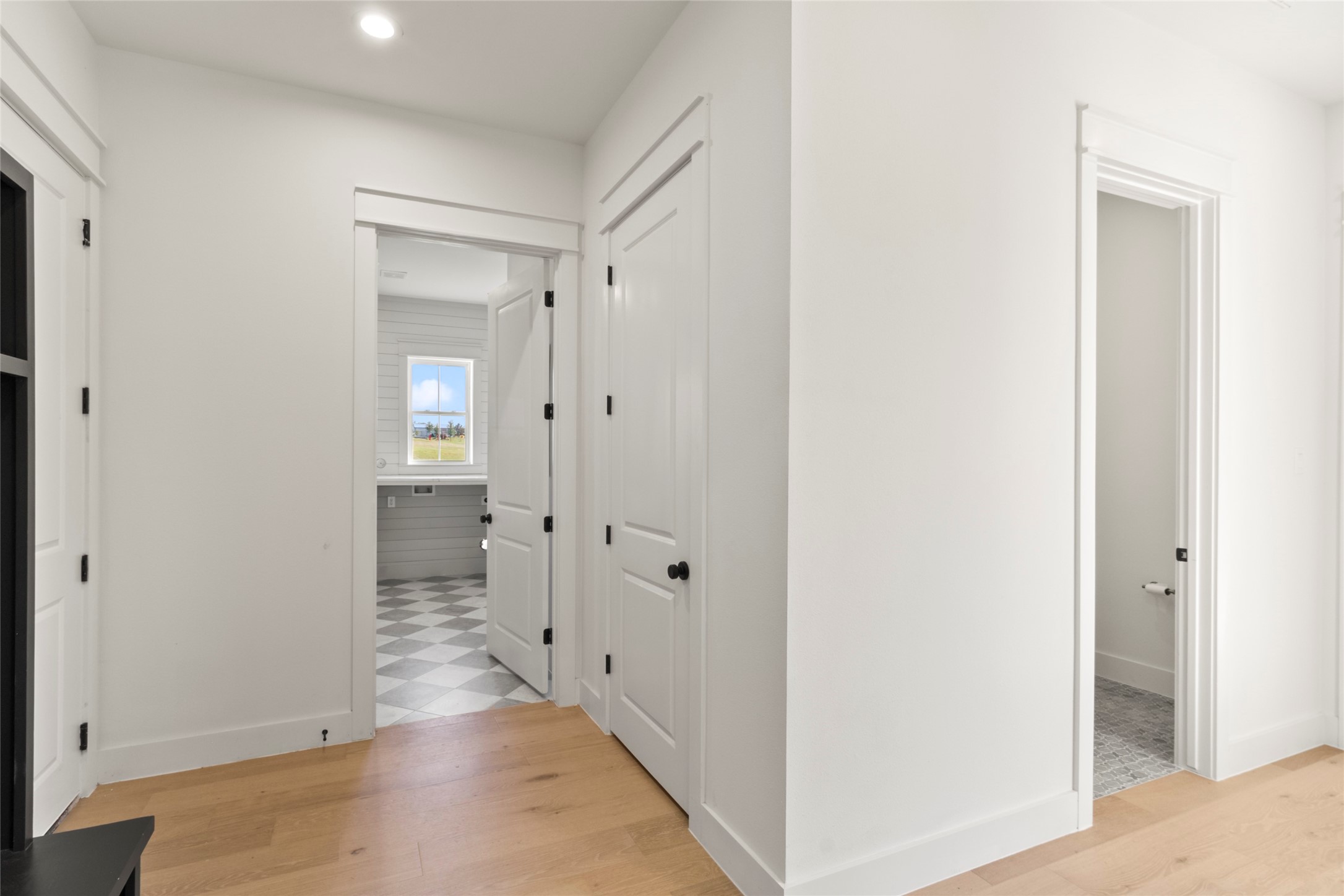 9221 Loop Road Property Photo 40