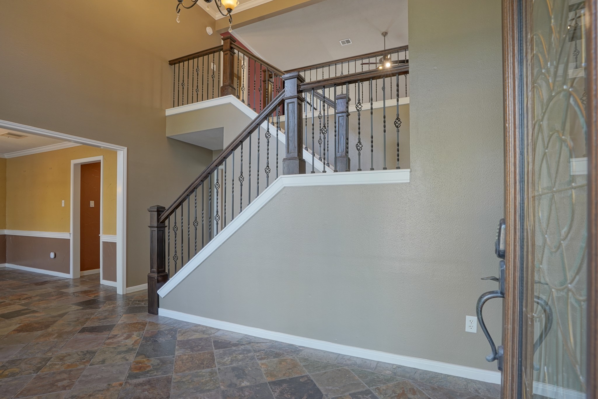 2108 Lakeway Drive Property Photo 12