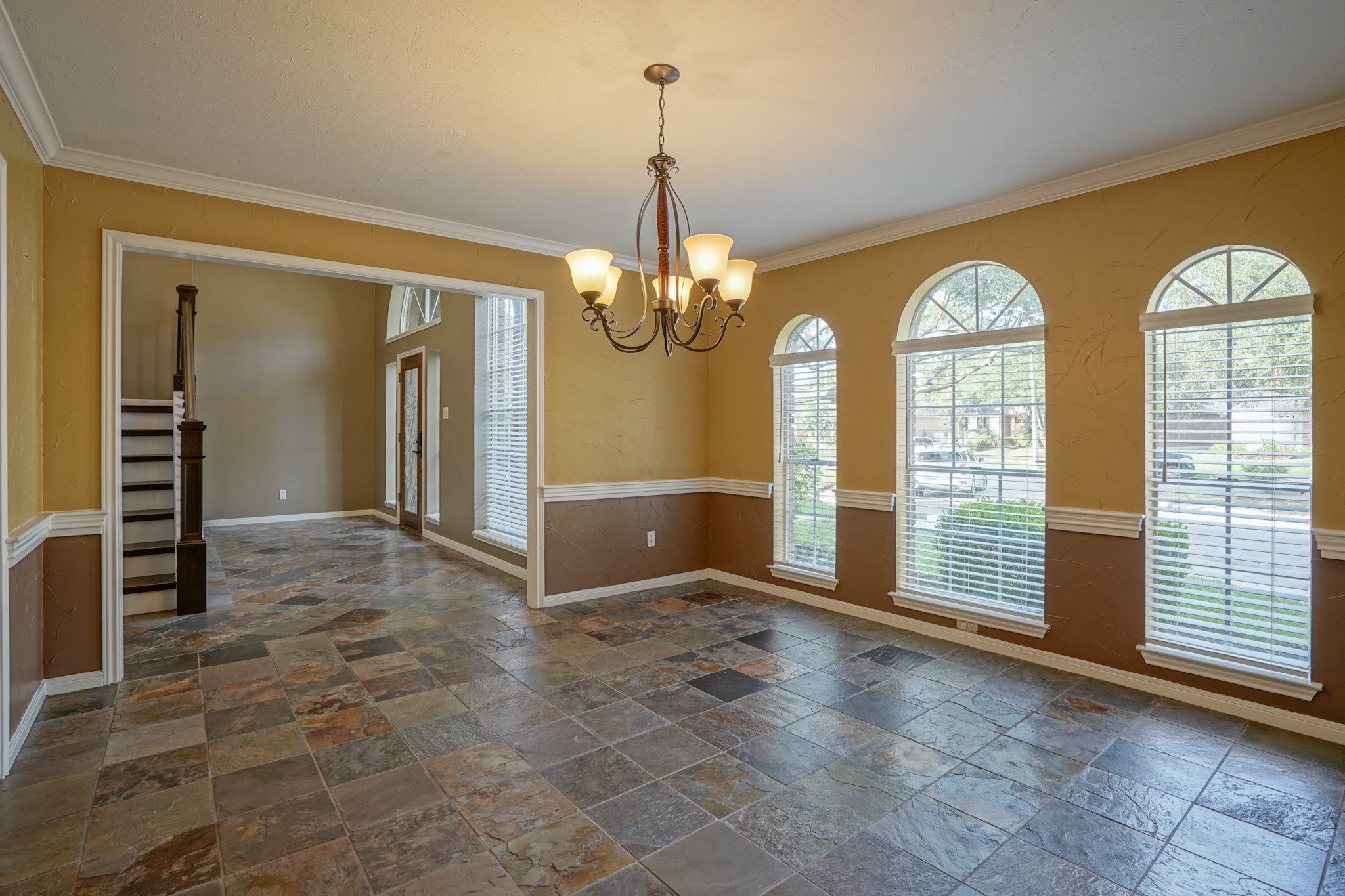 2108 Lakeway Drive Property Photo 16