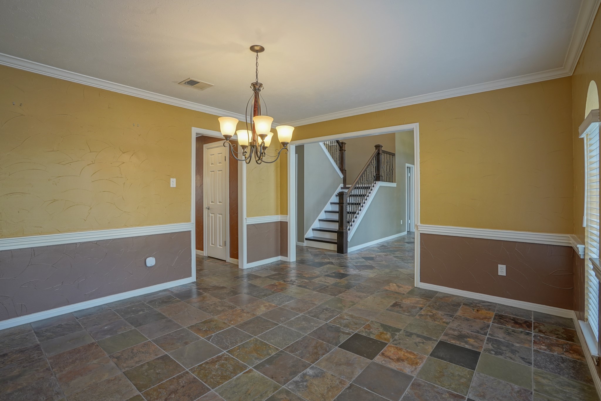 2108 Lakeway Drive Property Photo 17