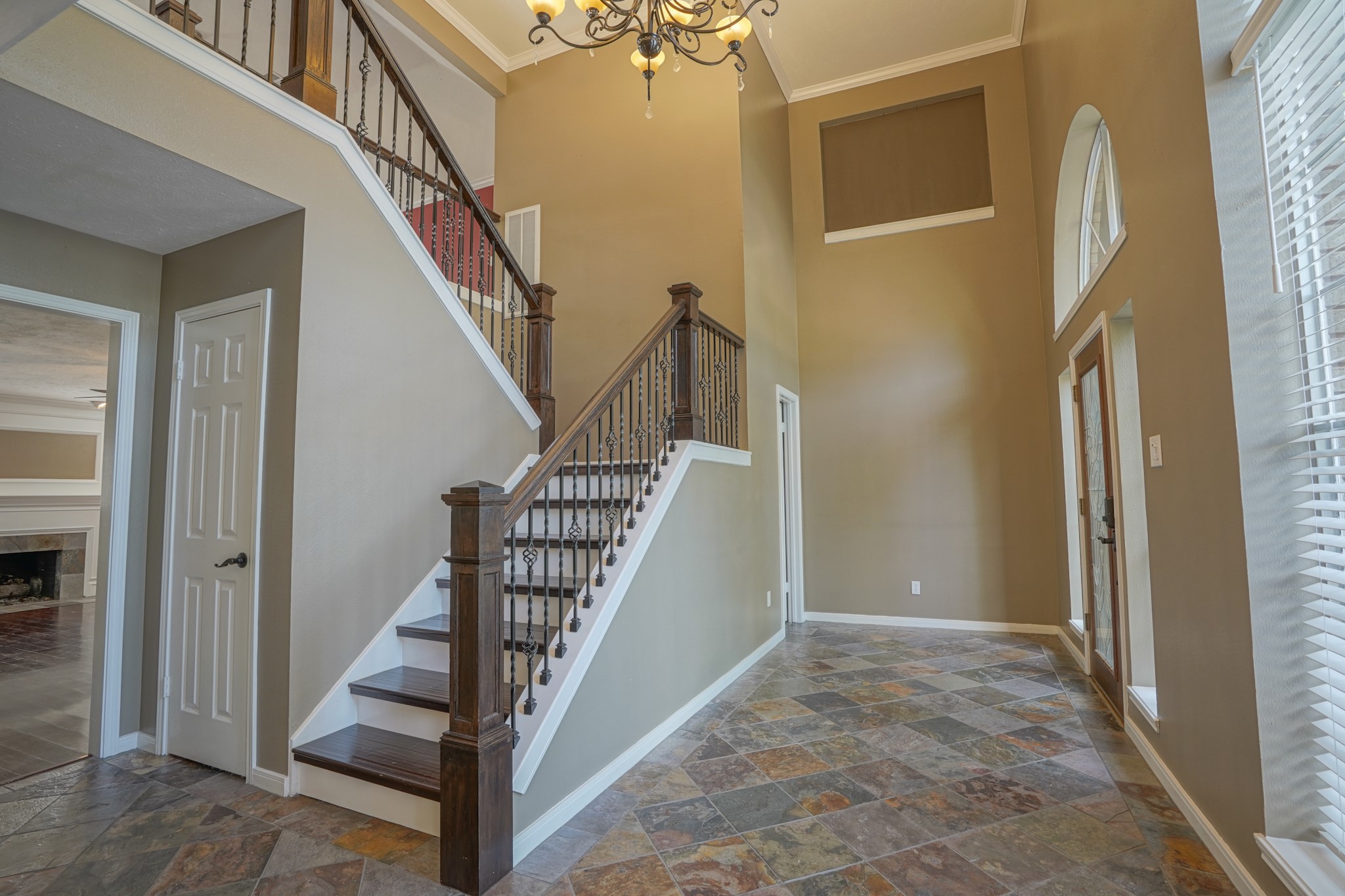 2108 Lakeway Drive Property Photo 18