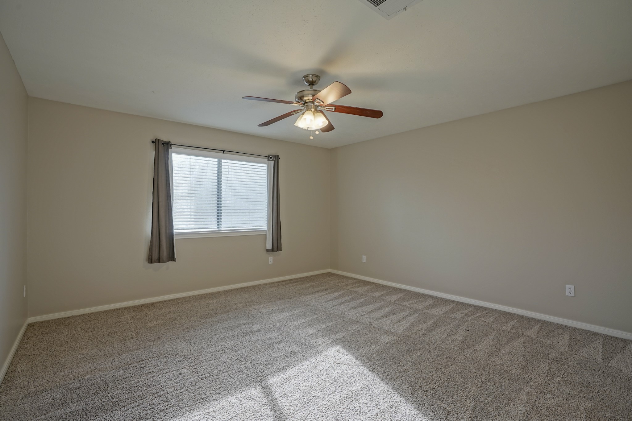 2108 Lakeway Drive Property Photo 49