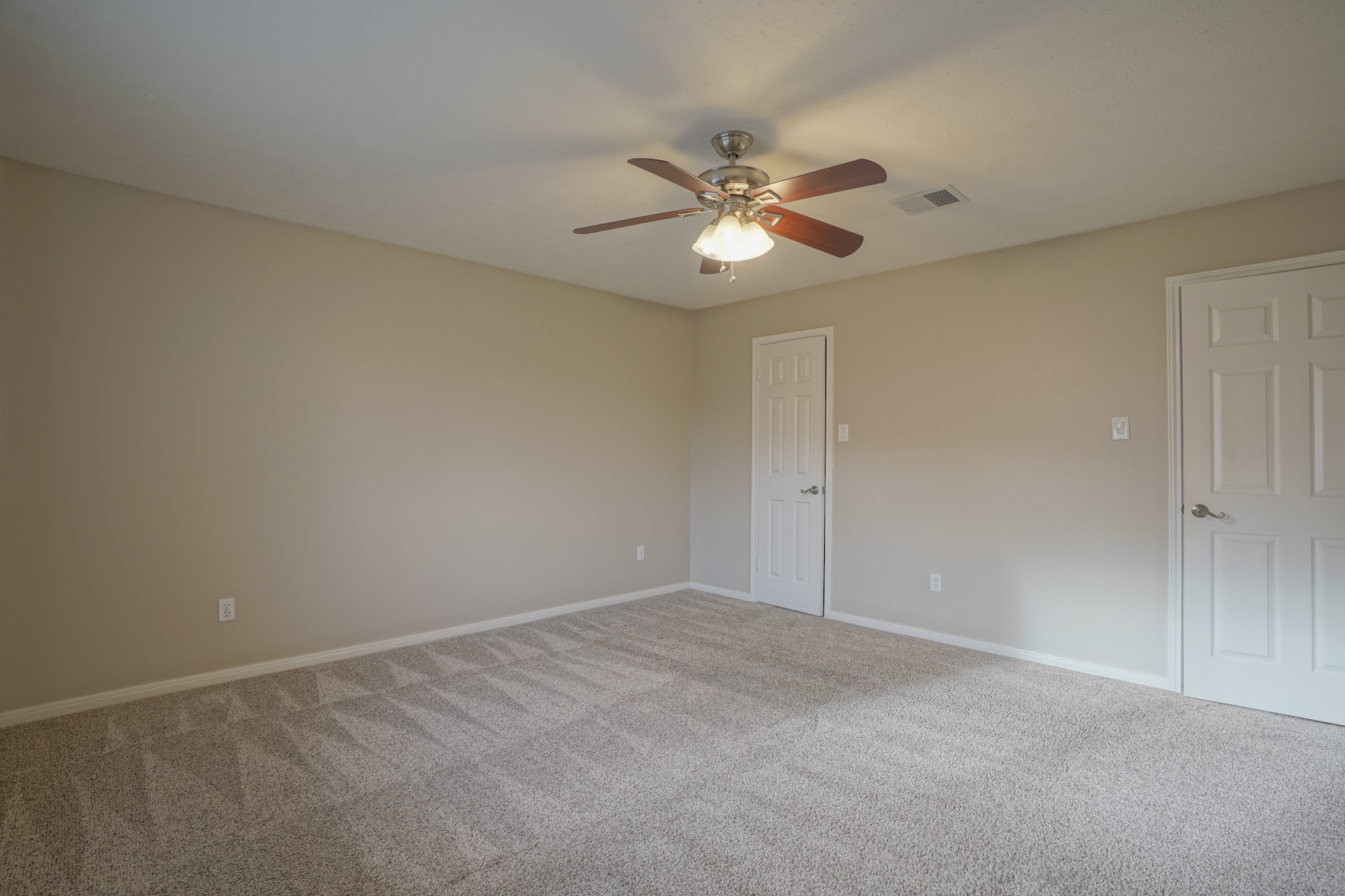 2108 Lakeway Drive Property Photo 50