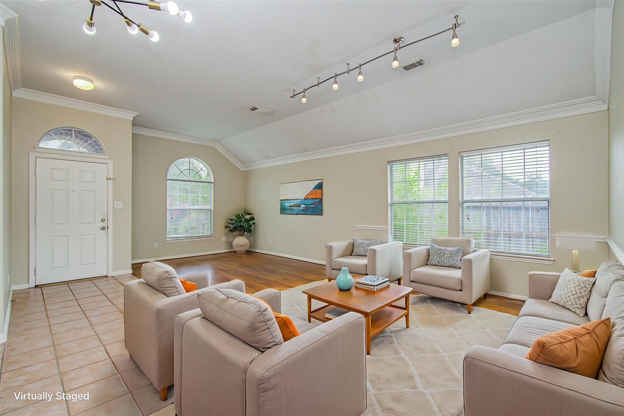 18223 Heathridge Lane Property Photo 7