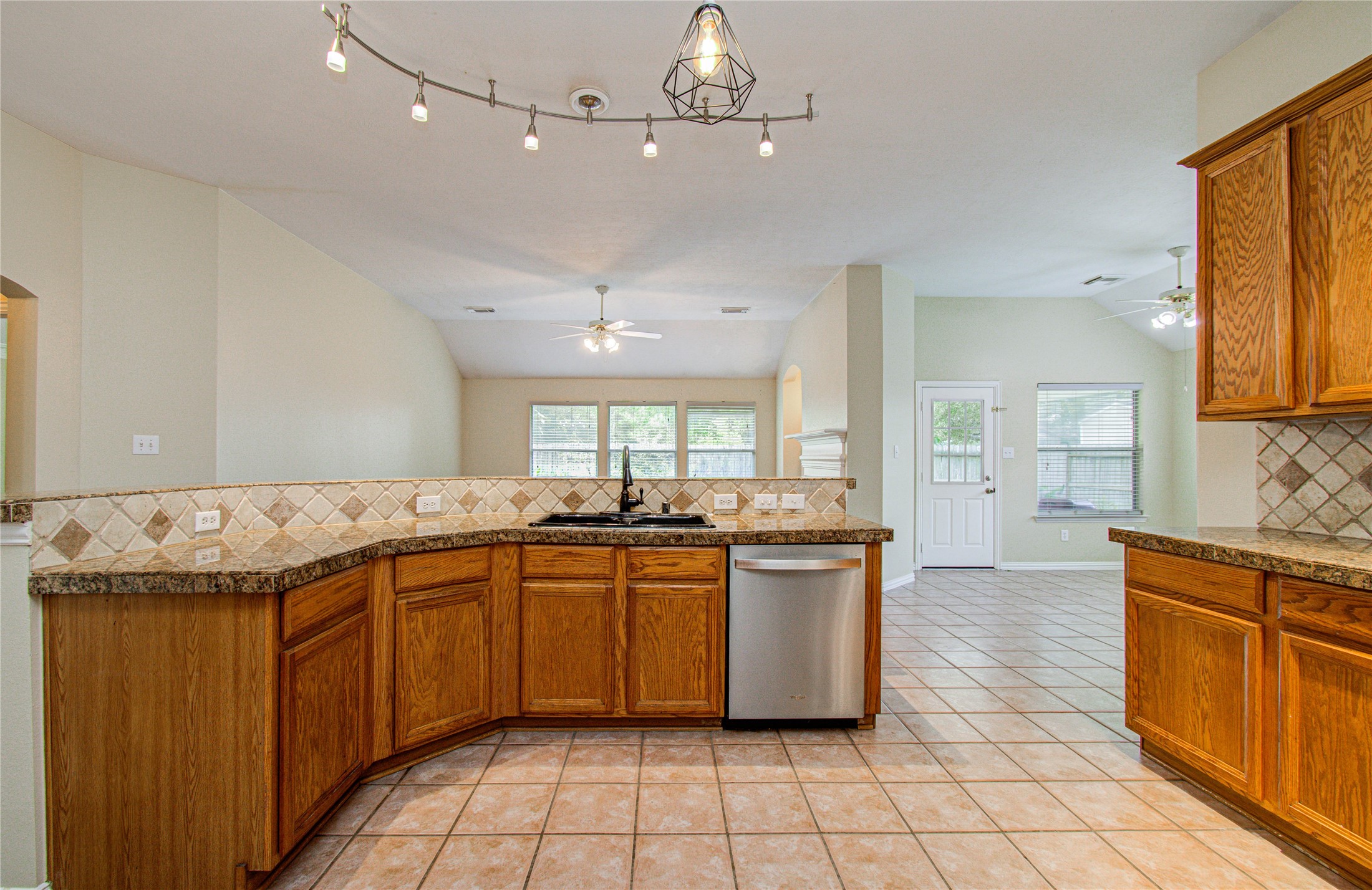18223 Heathridge Lane Property Photo 22