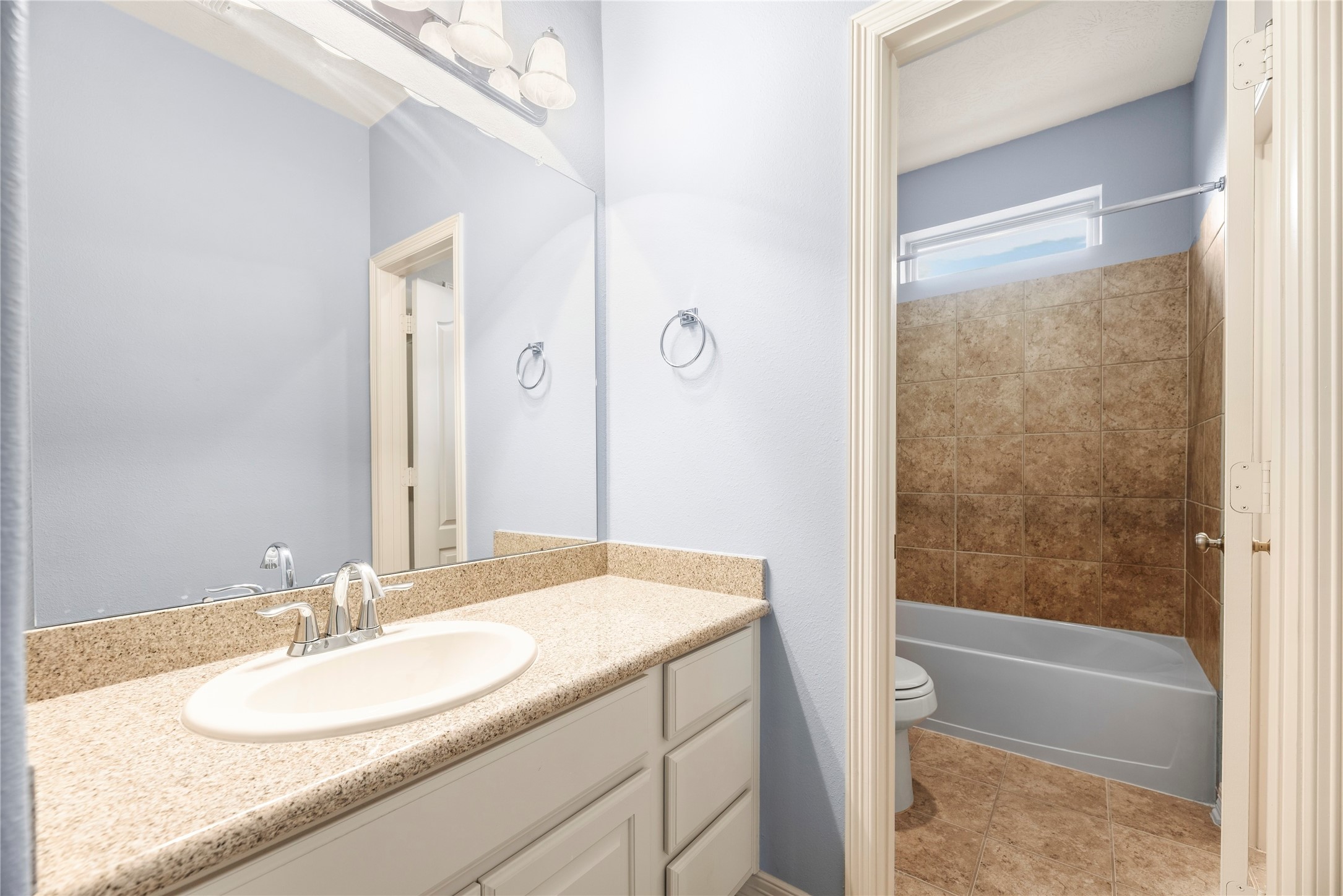 6915 Mountain Creek Lane Property Photo 36