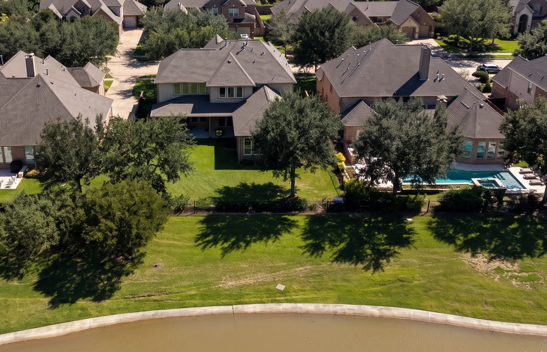 6915 Mountain Creek Lane Property Photo 46