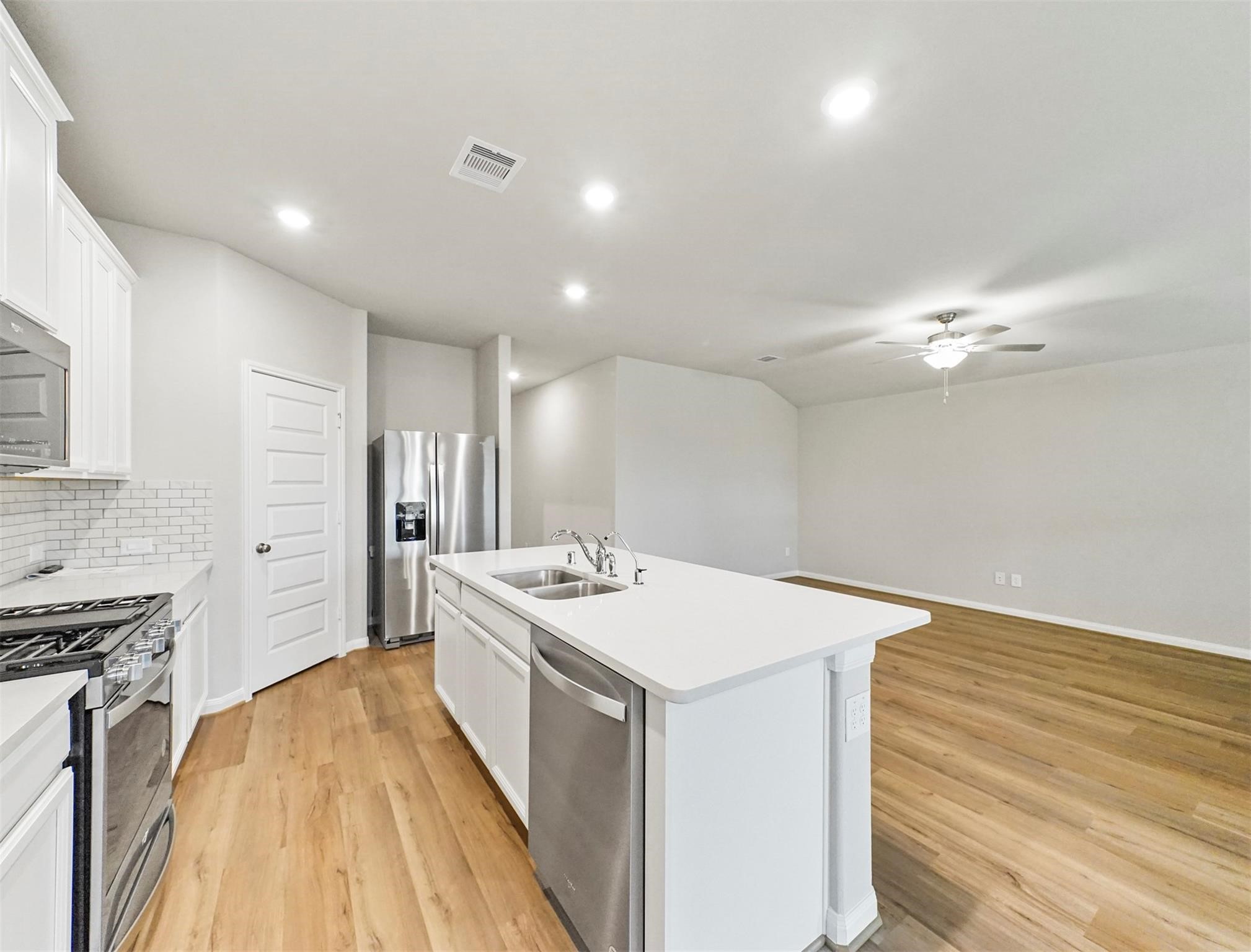 21622 Teton Rock Trail Property Photo 8