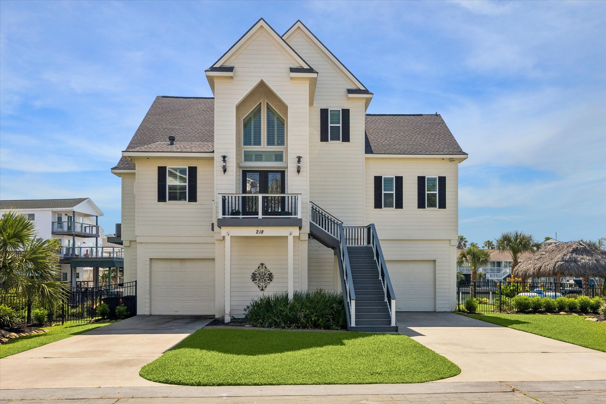 218 Catamaran Drive Property Photo 1