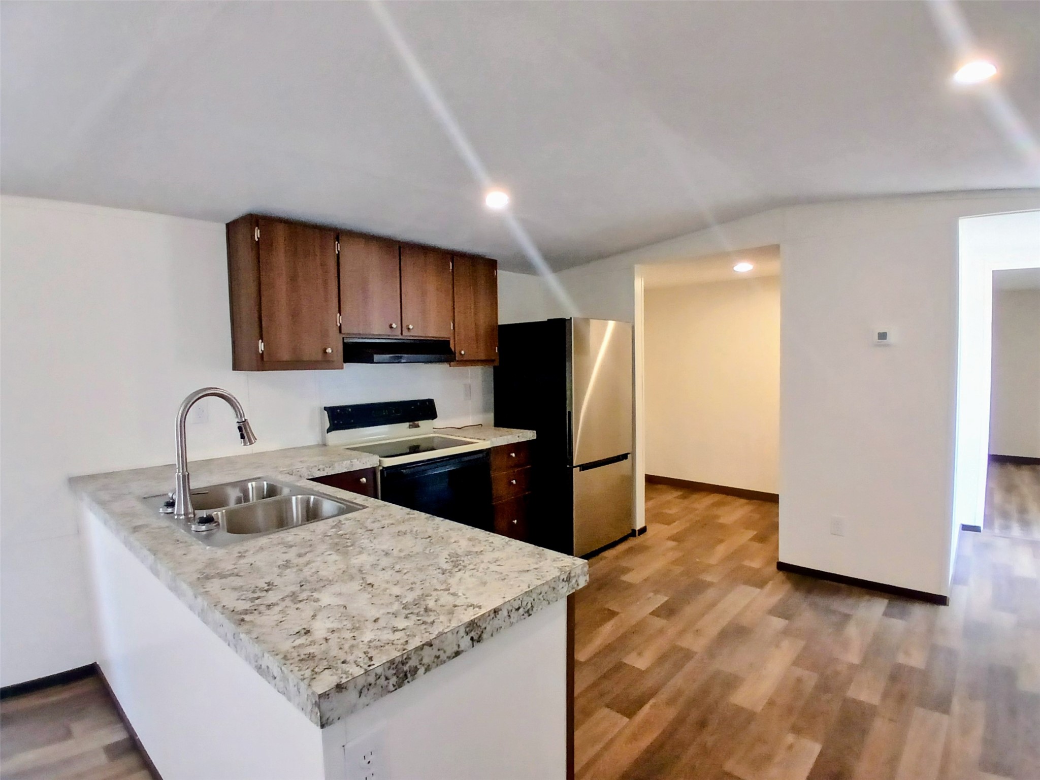 715 Windwood Drive Property Photo 8