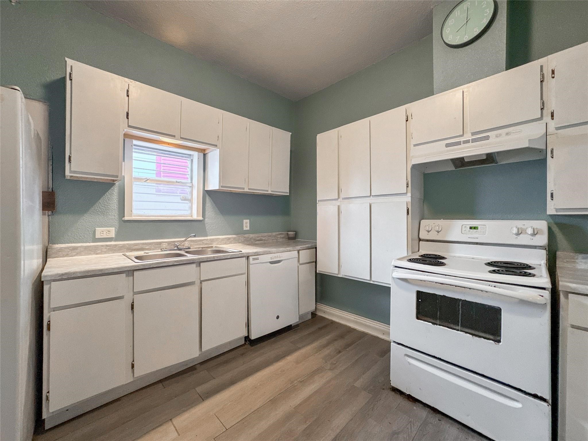 3714 Ball Property Photo 11