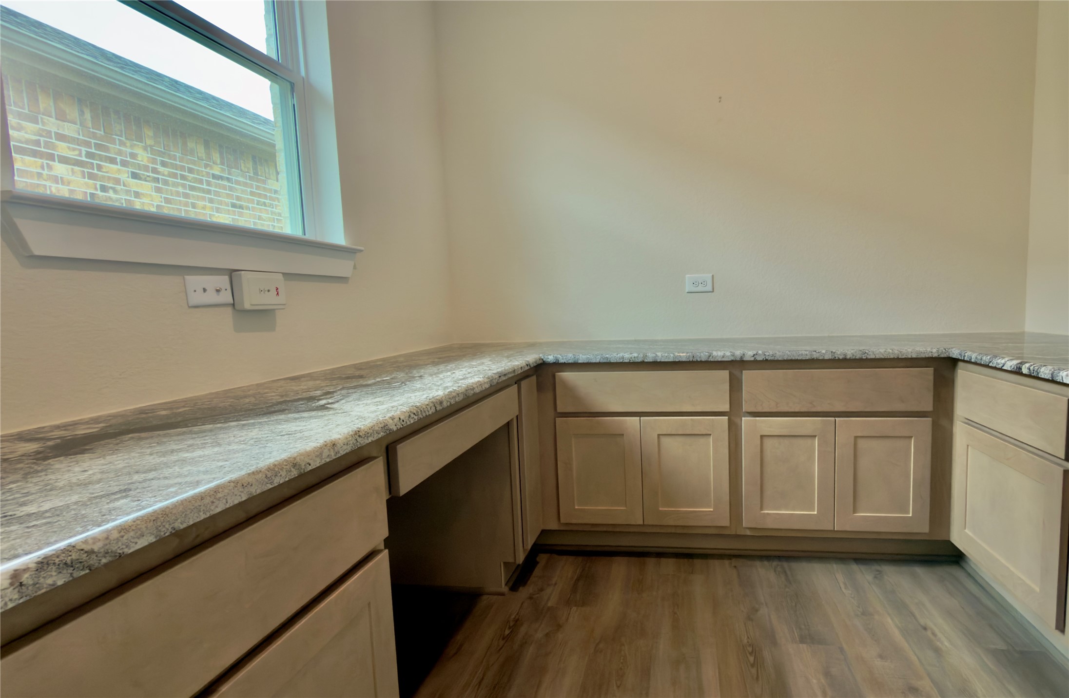 10119 Lehman Drive Property Photo 7