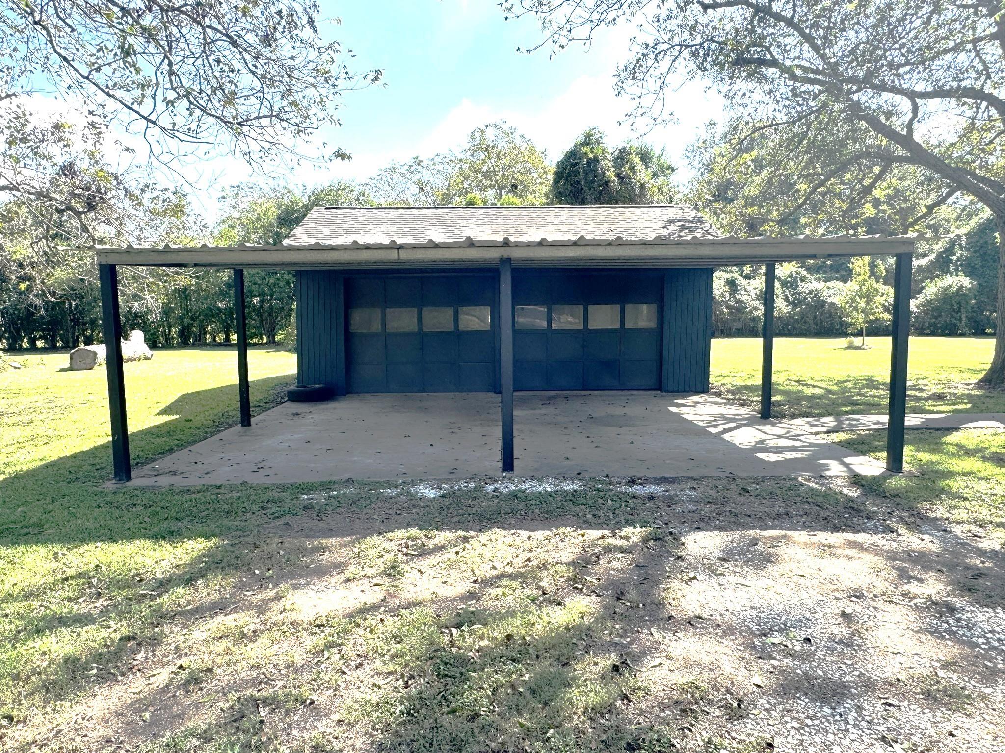 1207 Half Moon Drive Property Photo 5