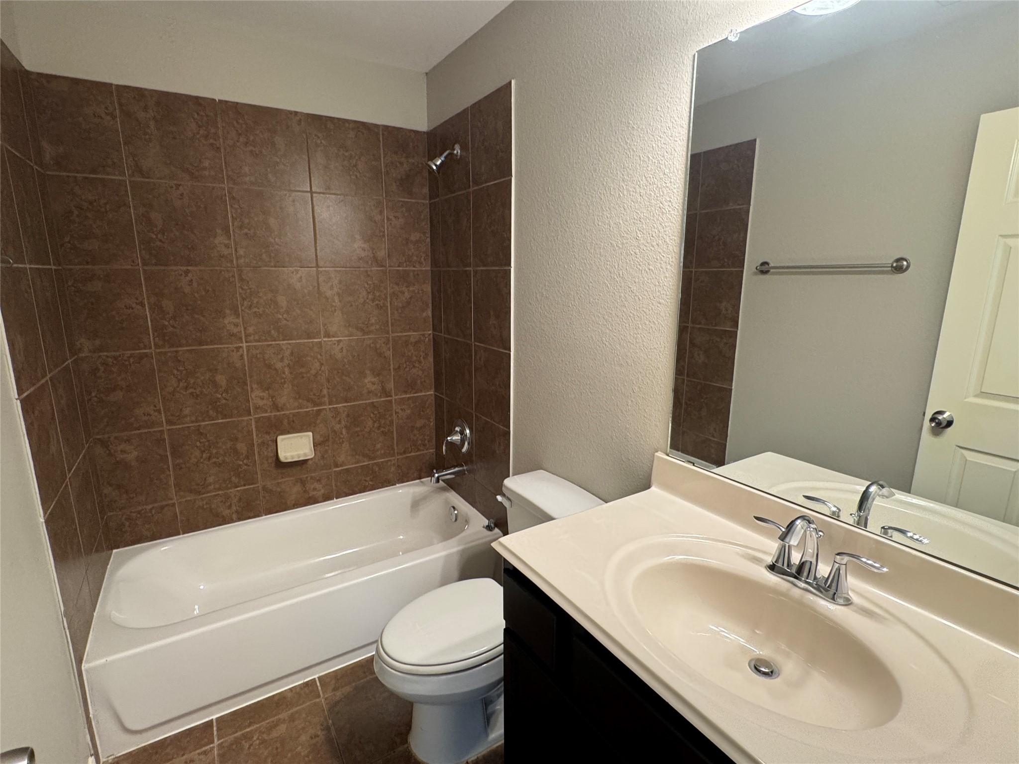 13507 Vista De Oro Street Property Photo 16