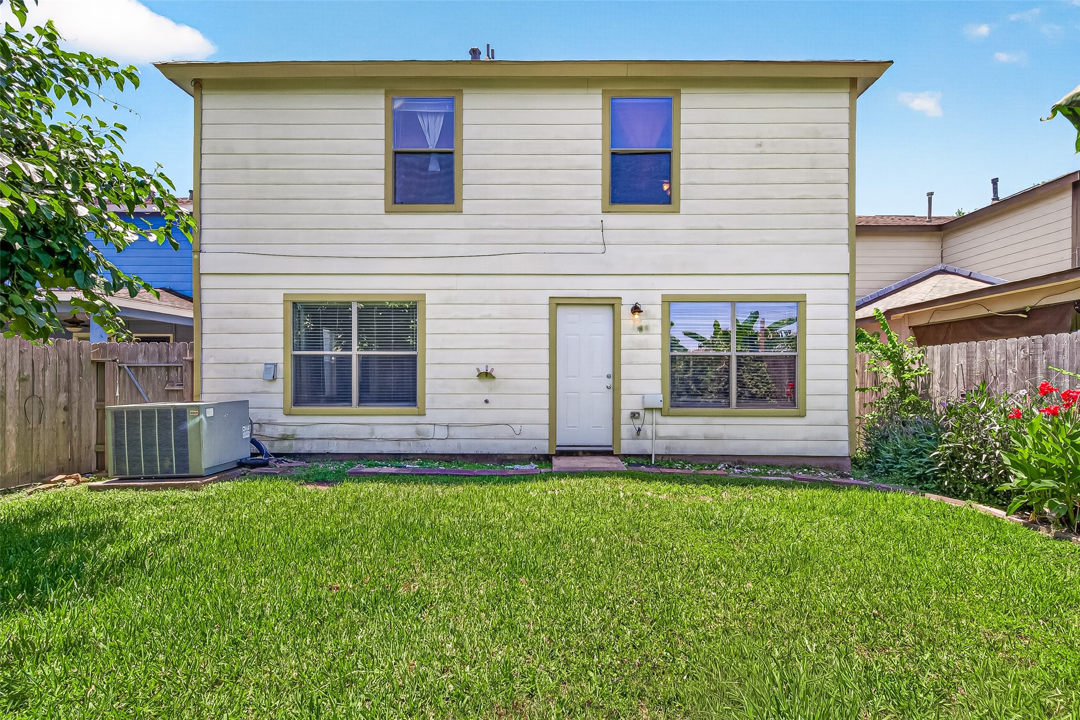 18902 Remington Park Drive Property Photo 20