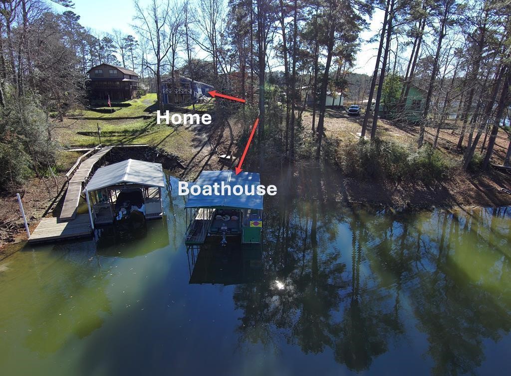 170 Crestwood Drive Property Photo 4