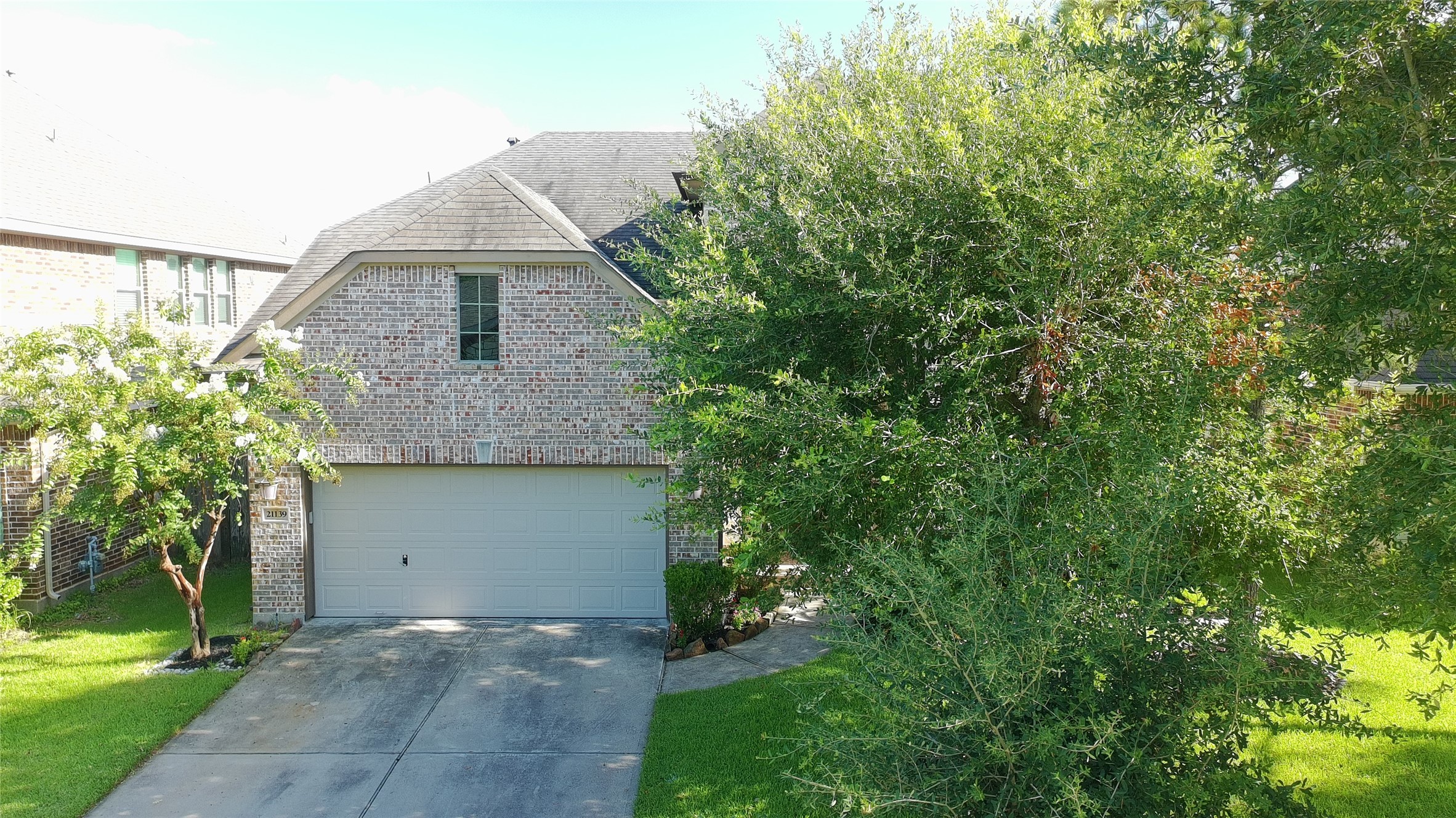 21139 Barrett Creek Lane Property Photo 5
