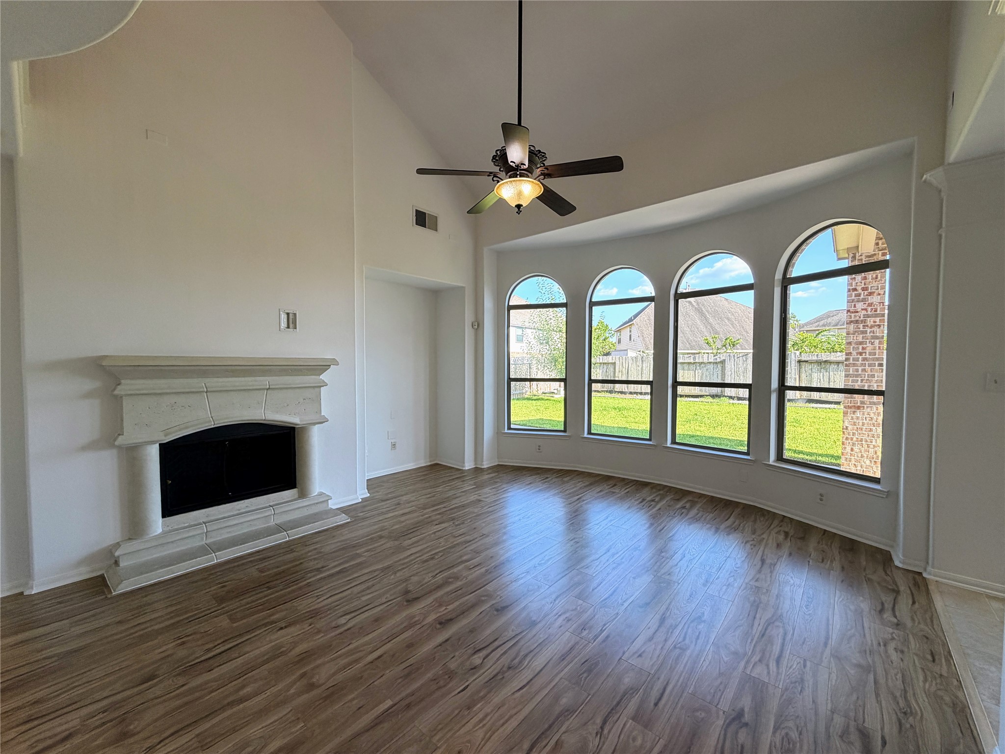 21139 Barrett Creek Lane Property Photo 12