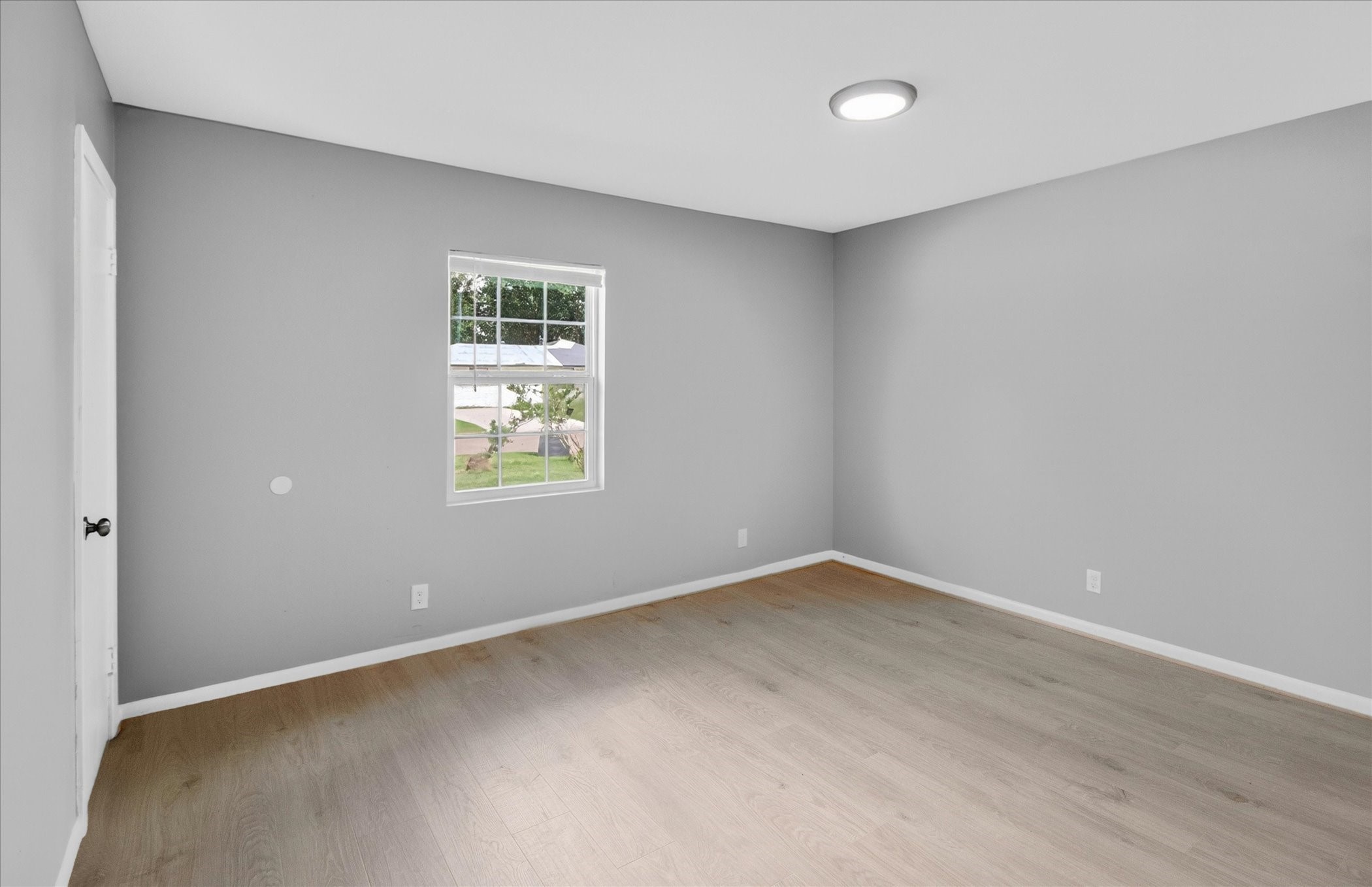 2114 Linden Creek Lane Property Photo 19