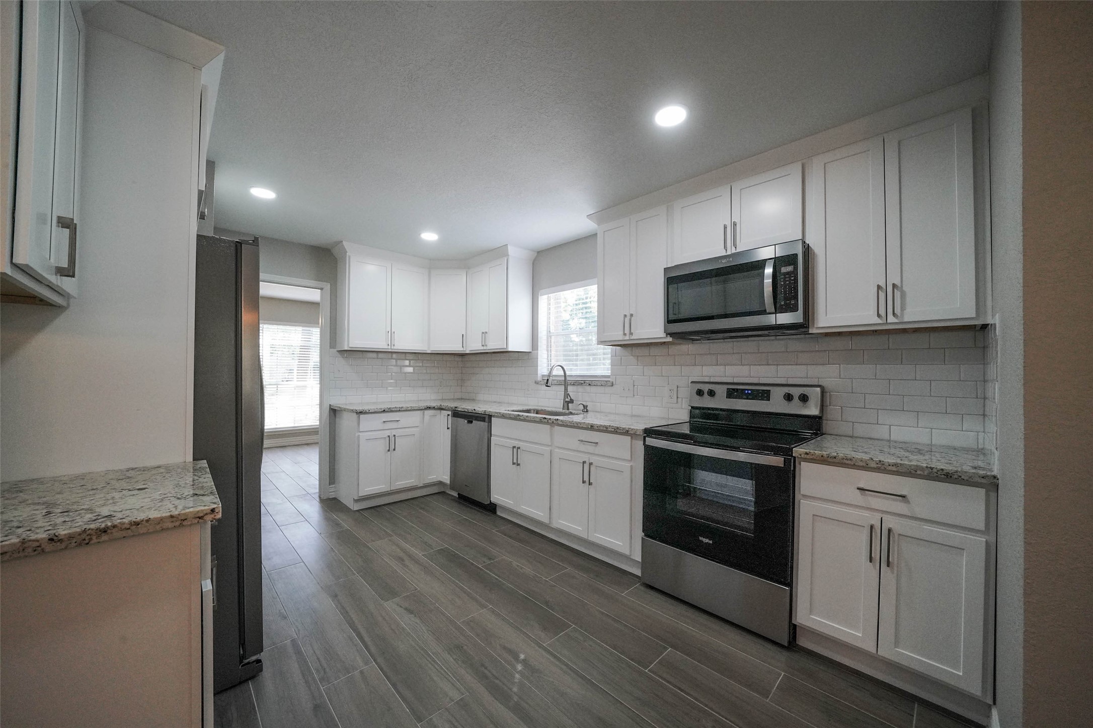 7818 Beaufort Drive Property Photo 1