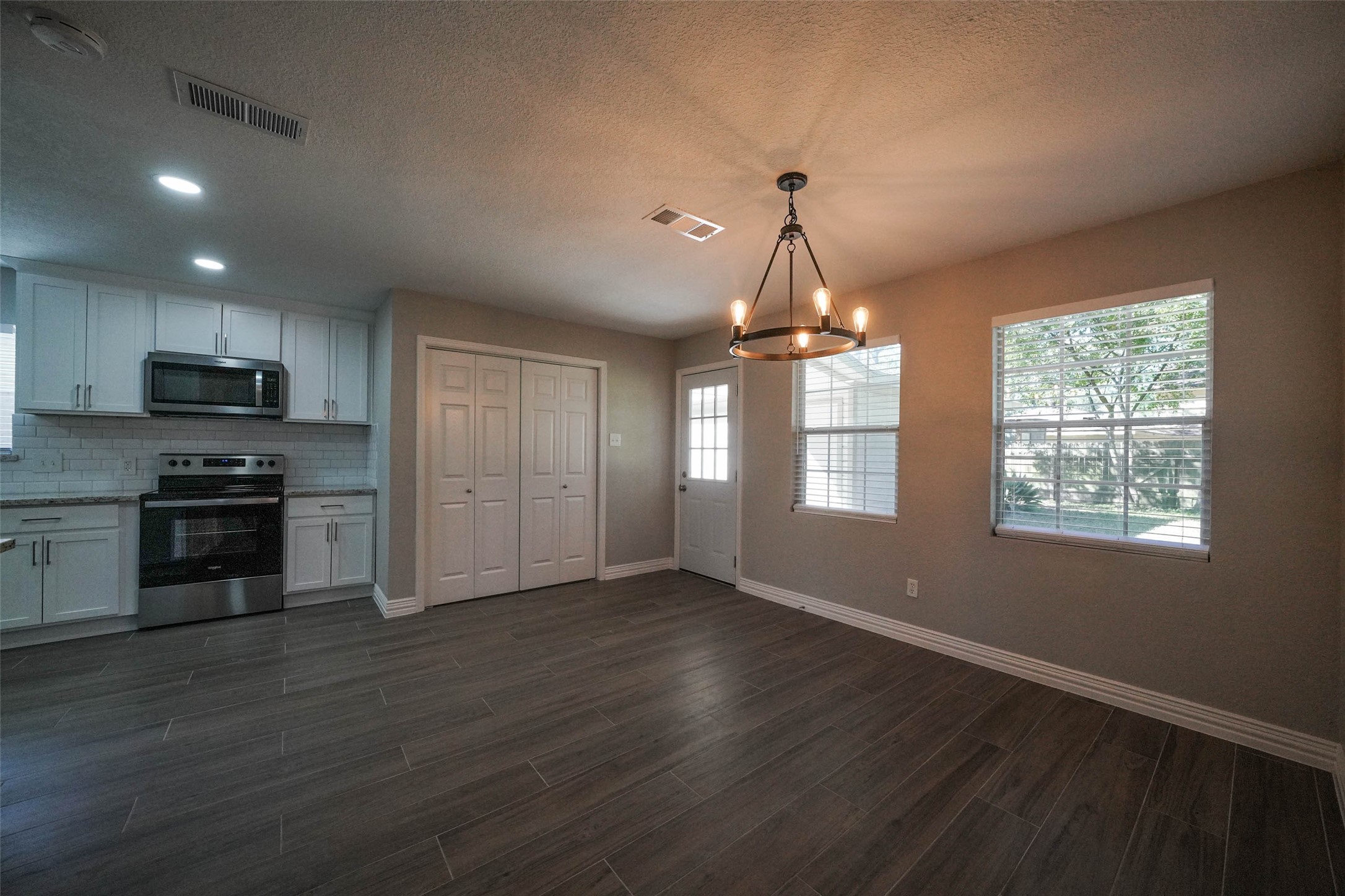 7818 Beaufort Drive Property Photo 13