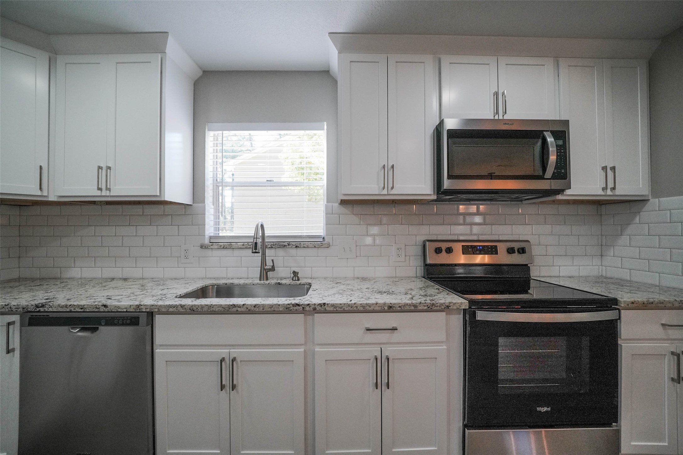 7818 Beaufort Drive Property Photo 15