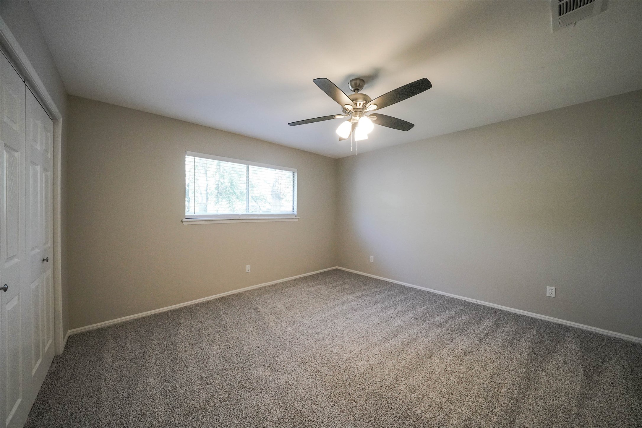 7818 Beaufort Drive Property Photo 16