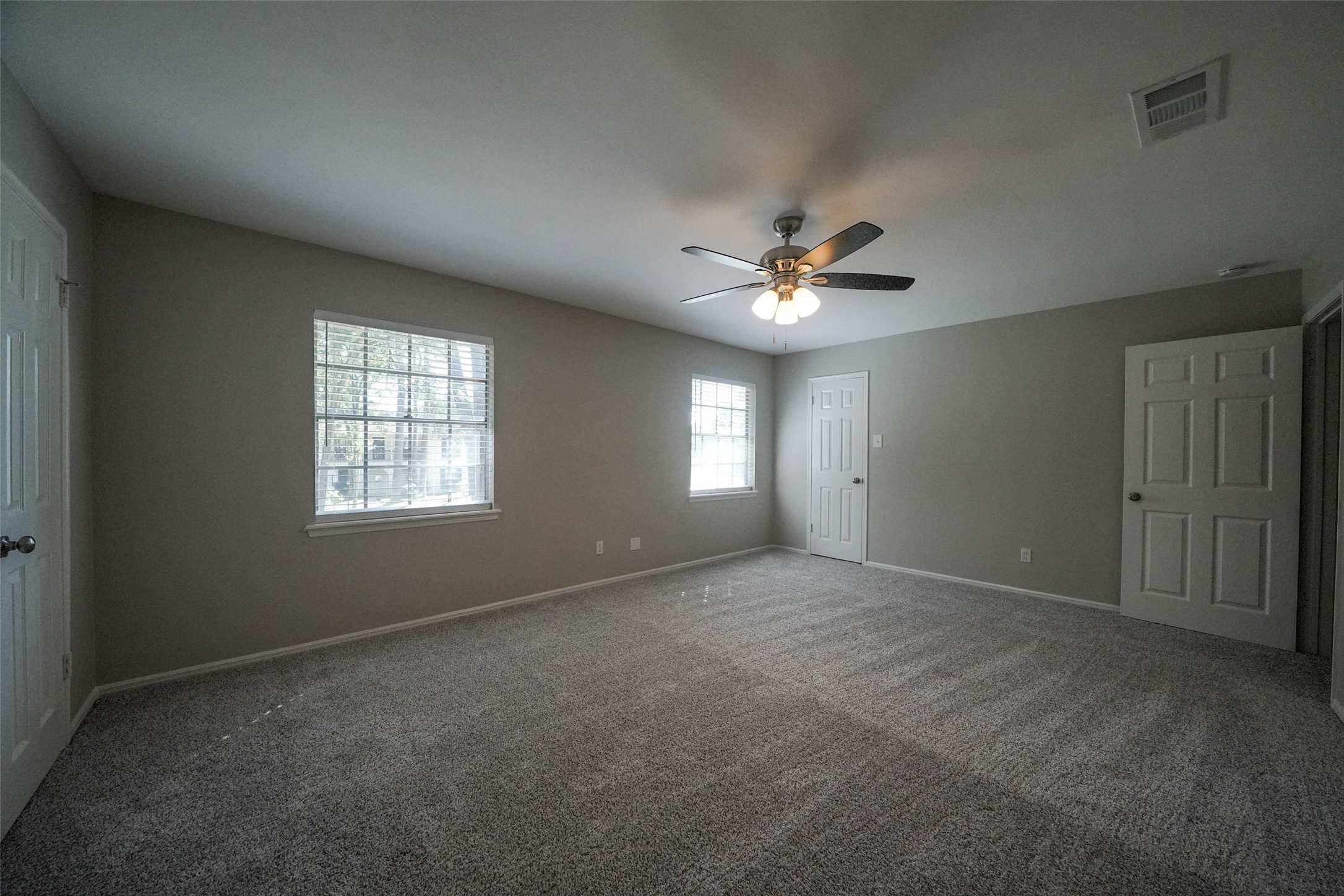 7818 Beaufort Drive Property Photo 18