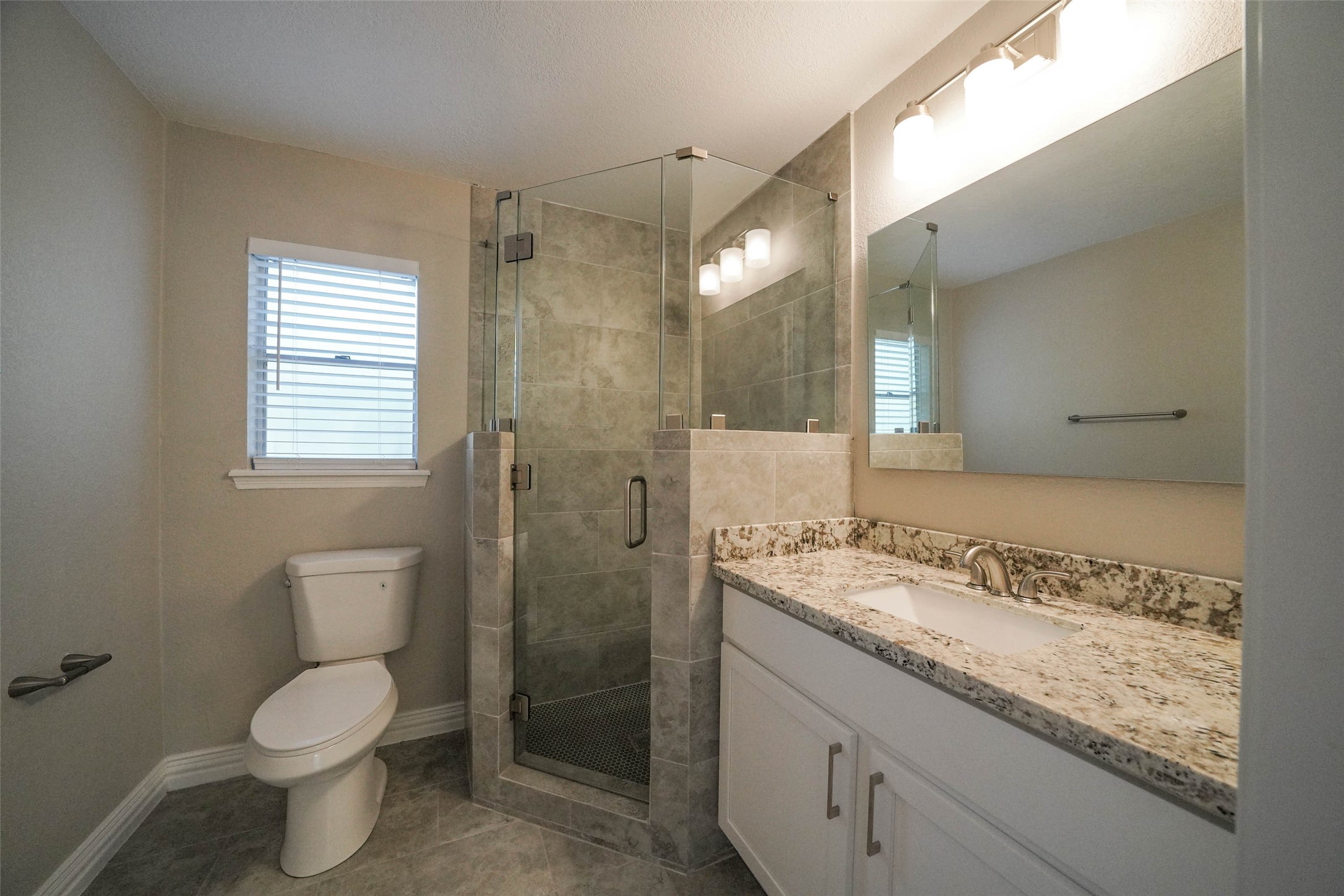 7818 Beaufort Drive Property Photo 19