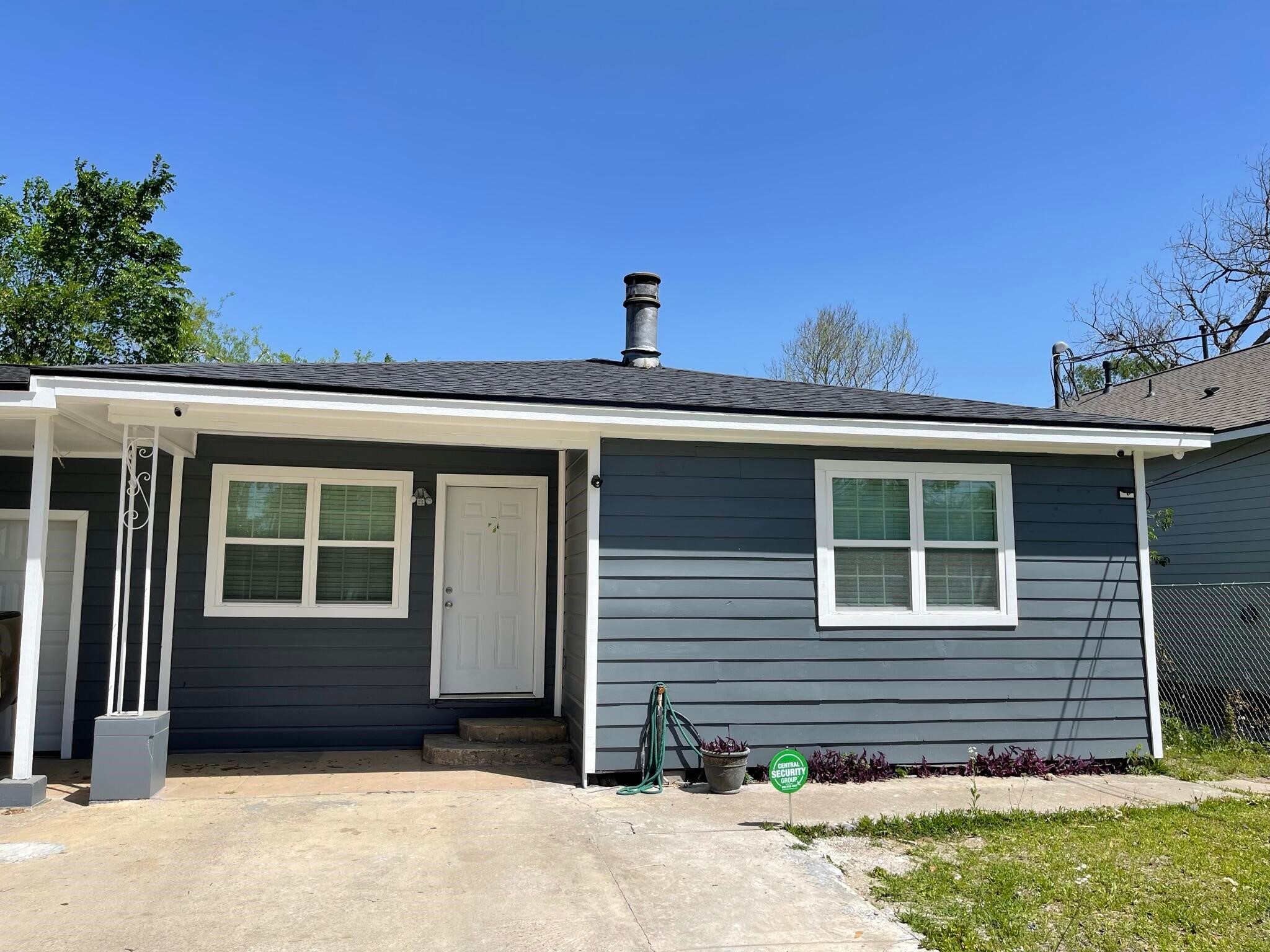 1412 S Hart Avenue Property Photo 1