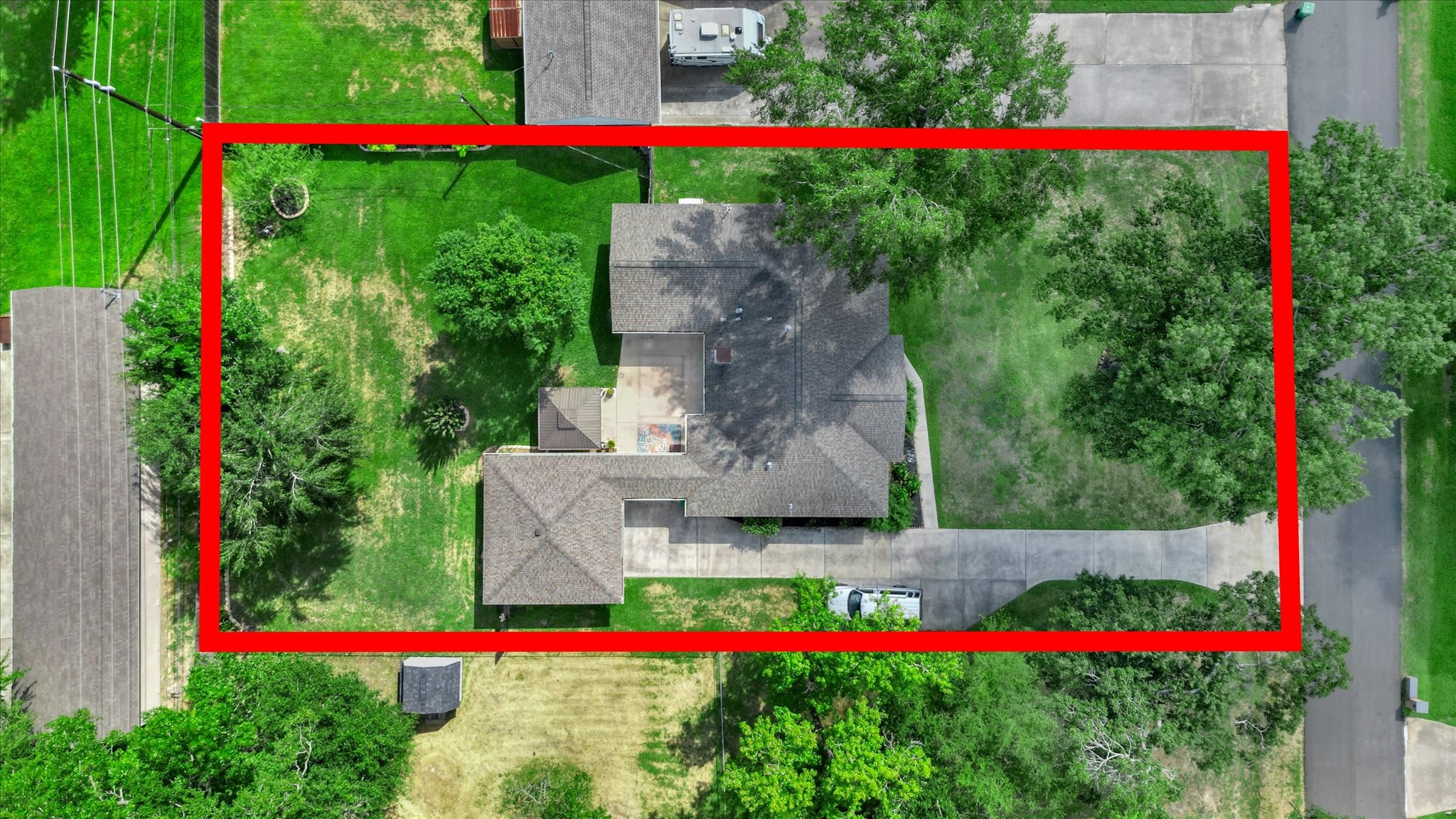 207 Woodway Court Property Photo 8
