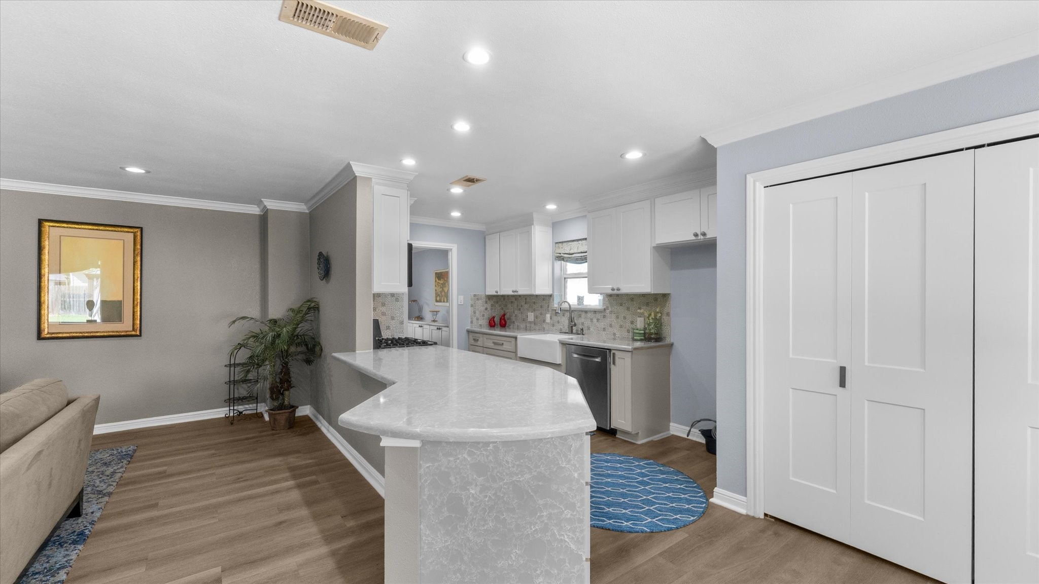 207 Woodway Court Property Photo 12