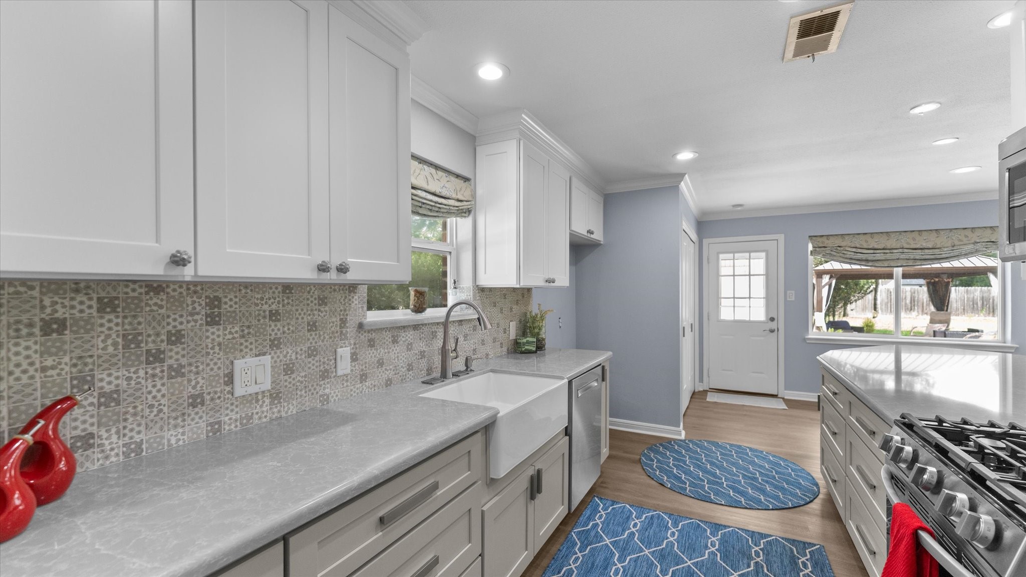 207 Woodway Court Property Photo 15