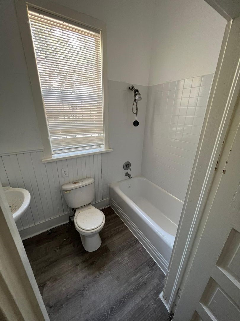 4135 Highland Avenue Property Photo 5