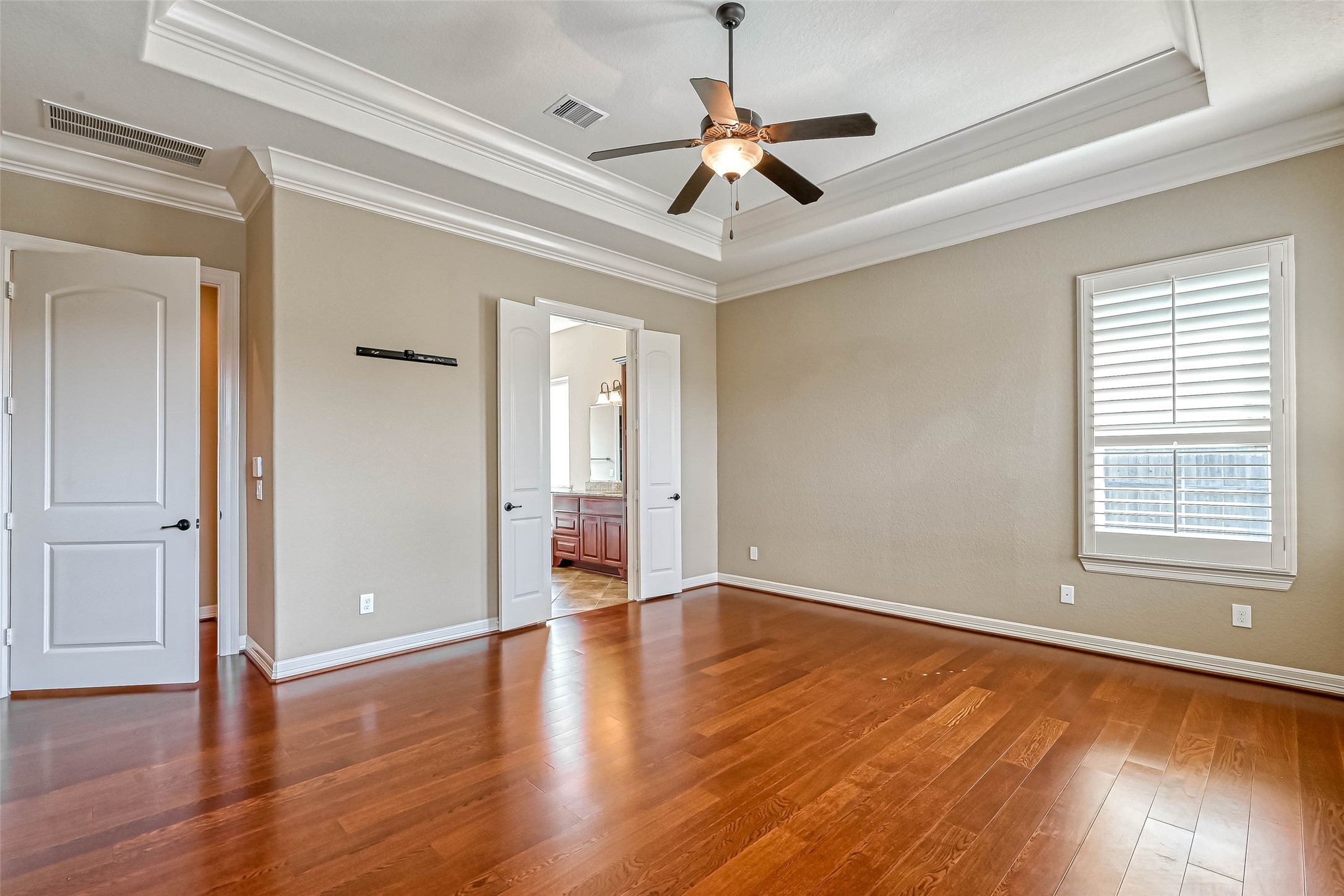 5014 Fairford Drive Property Photo 20