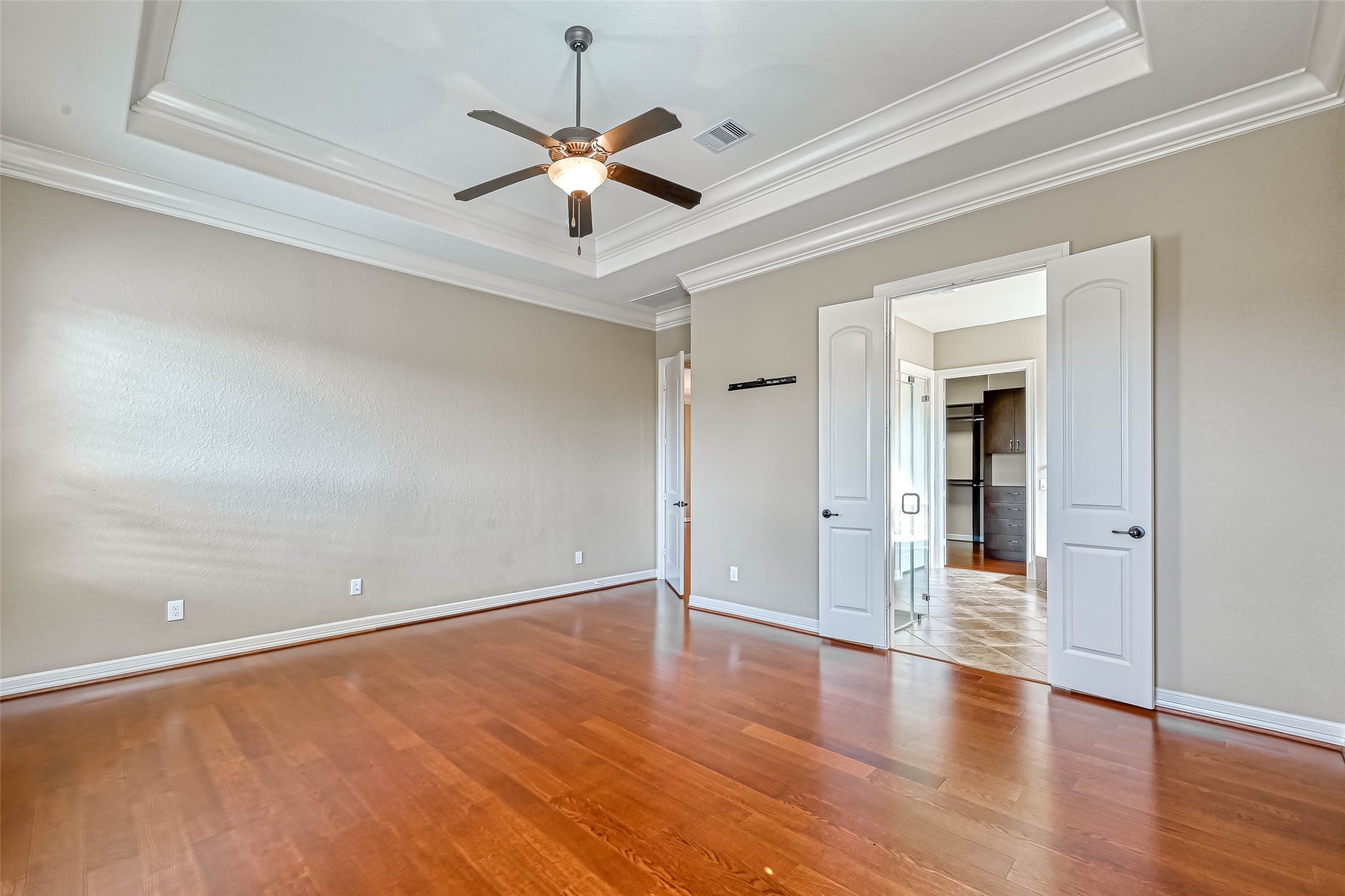 5014 Fairford Drive Property Photo 21