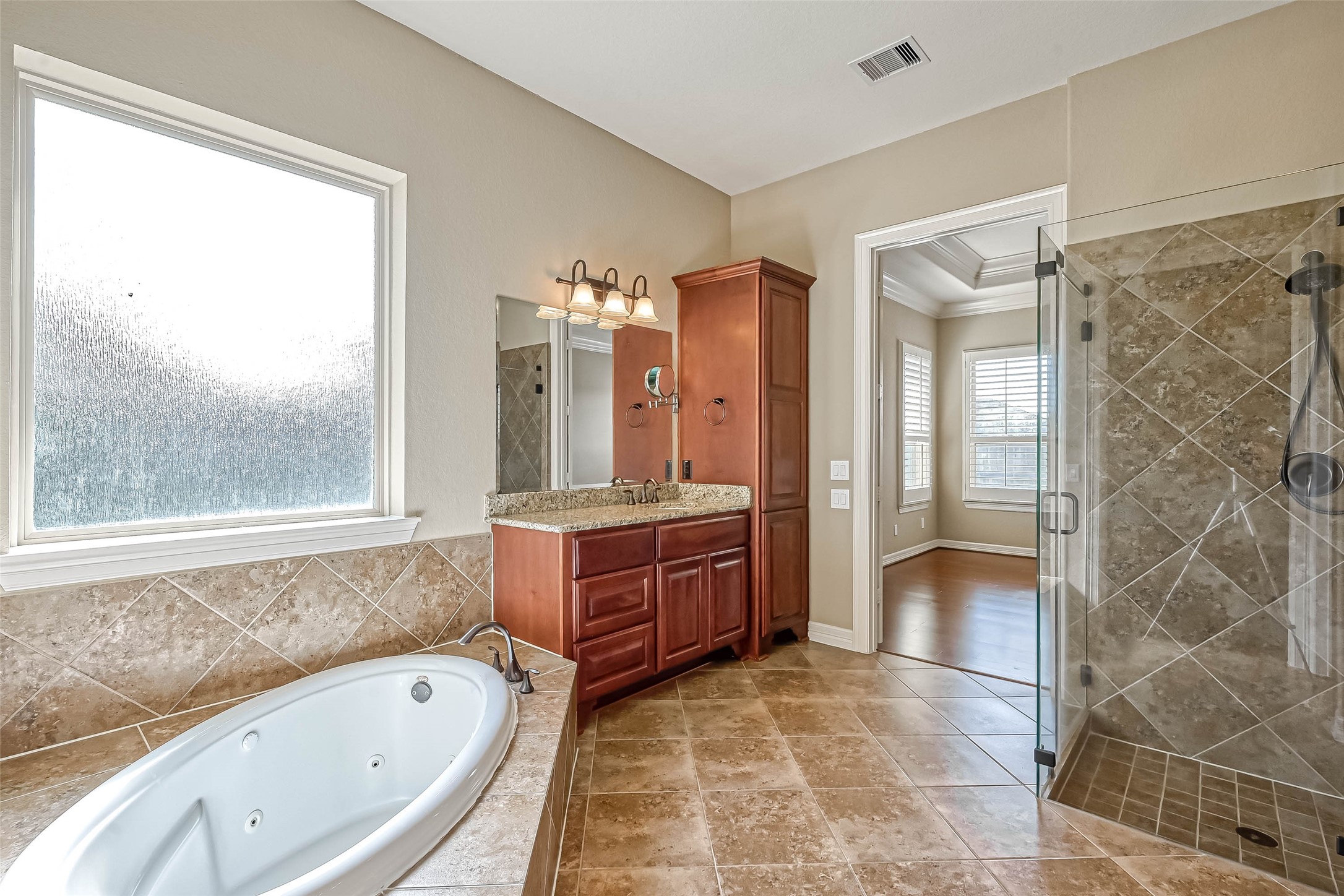 5014 Fairford Drive Property Photo 26